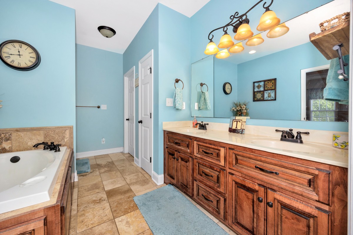 414 Davis Hill Rd Property Photo 27