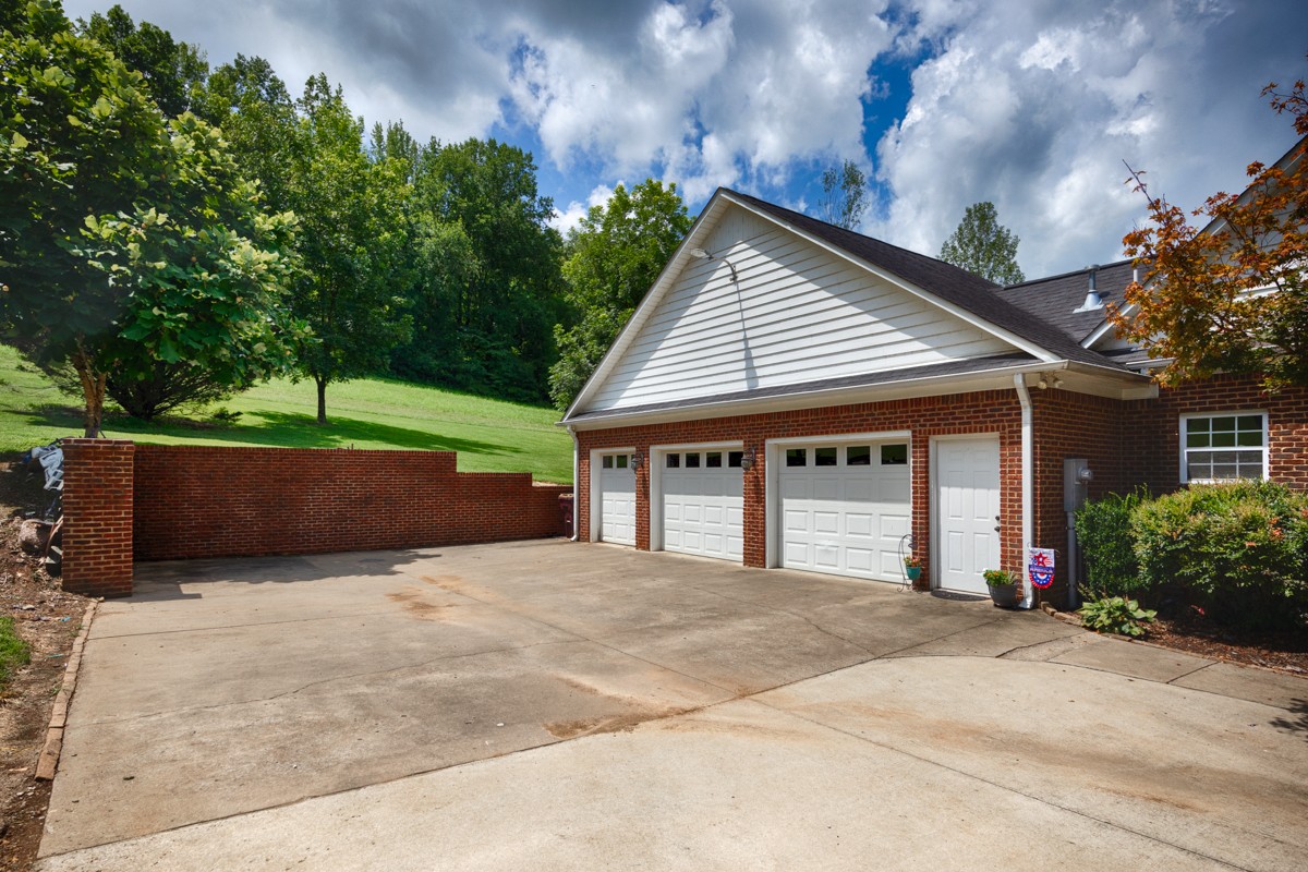 414 Davis Hill Rd Property Photo 42