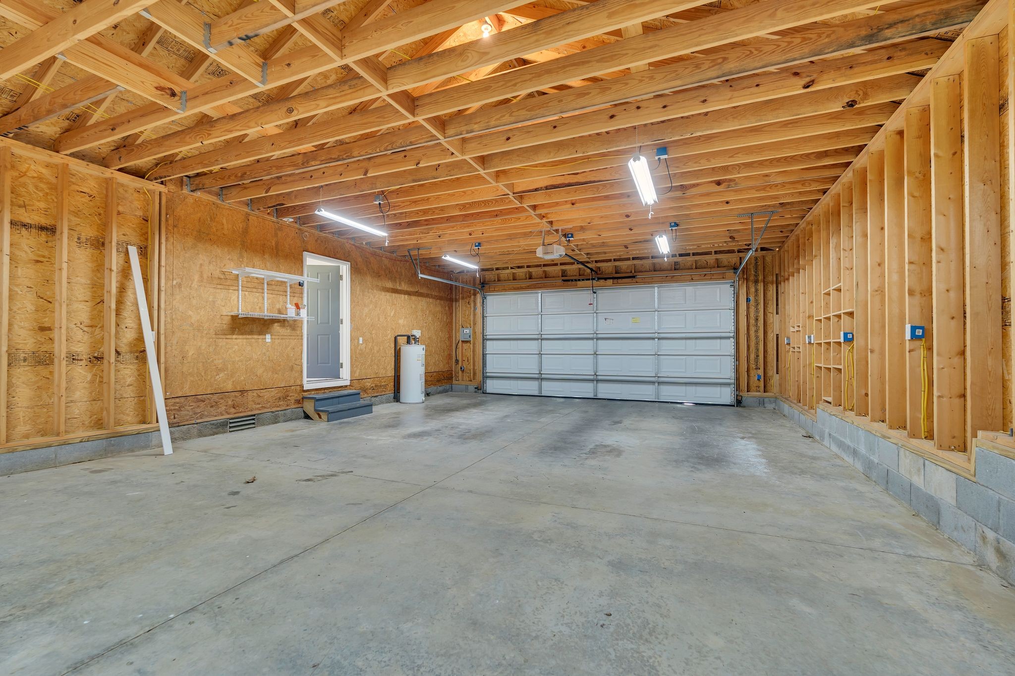 108 Crestview Dr Property Photo 8