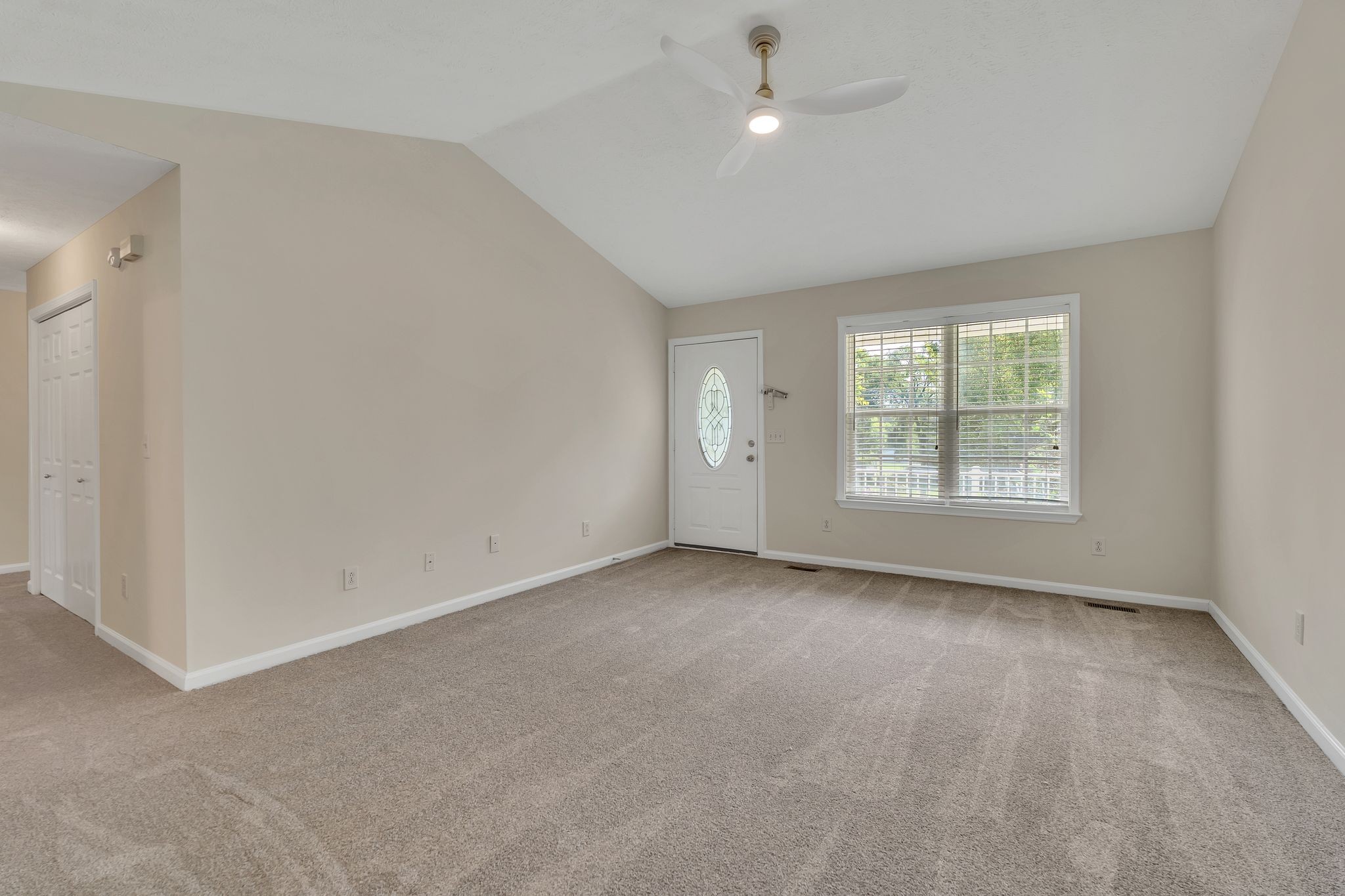 108 Crestview Dr Property Photo 10
