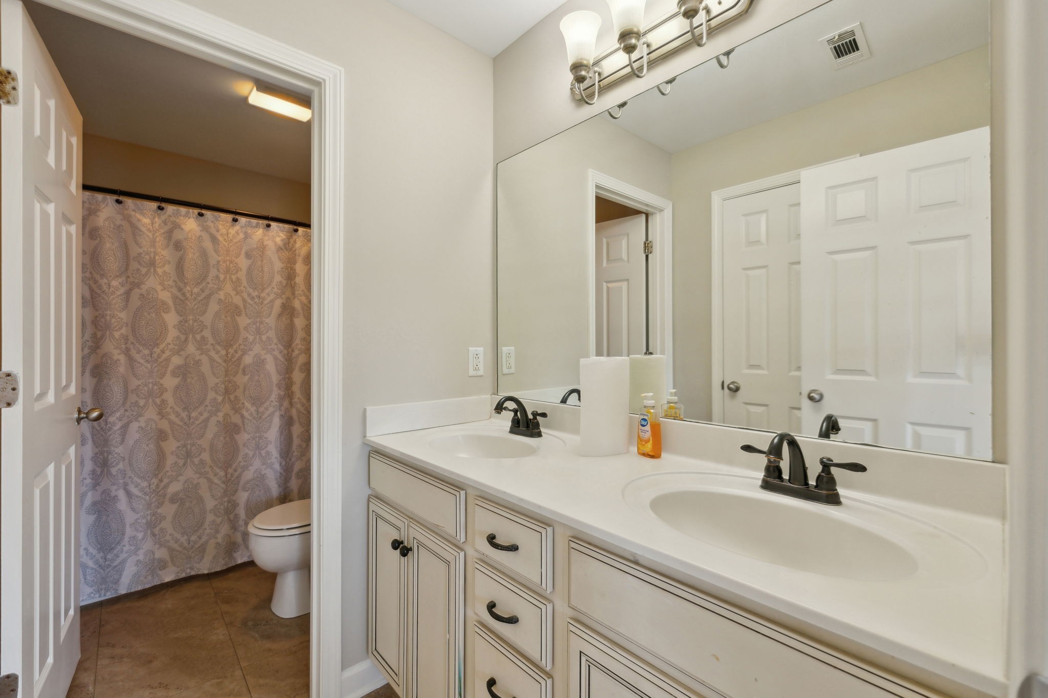4420 Thoroughbred Ln Property Photo 23