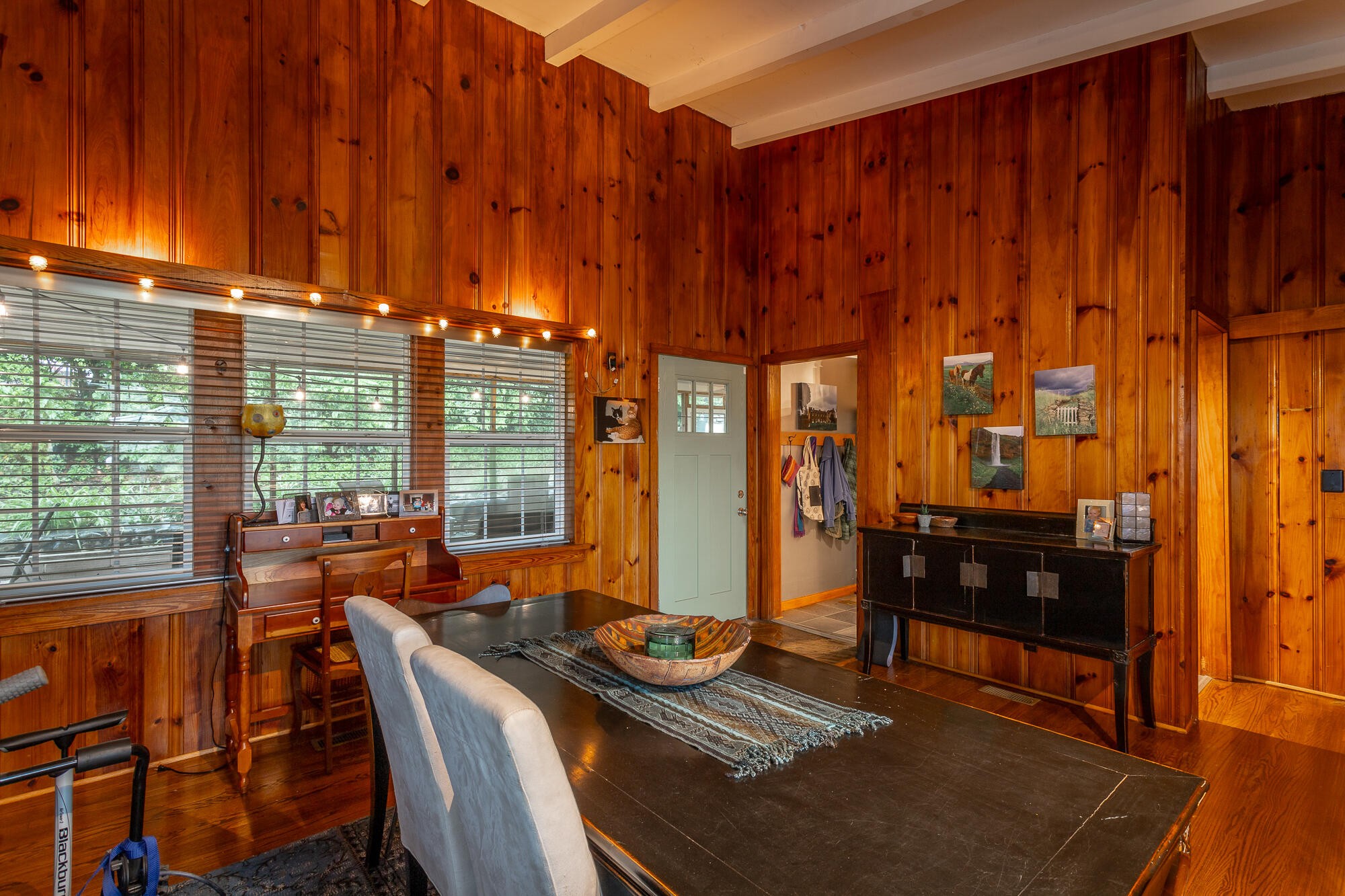 1108 Albany Street Property Photo 5