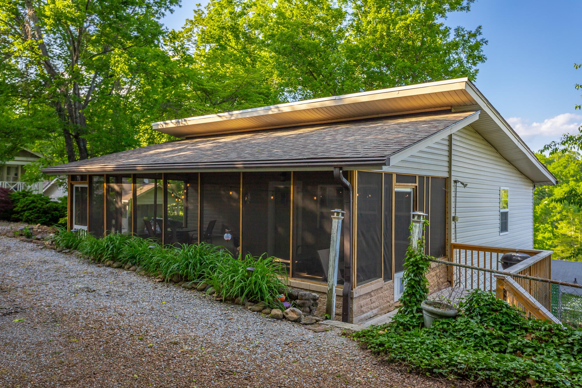 1108 Albany Street Property Photo 17