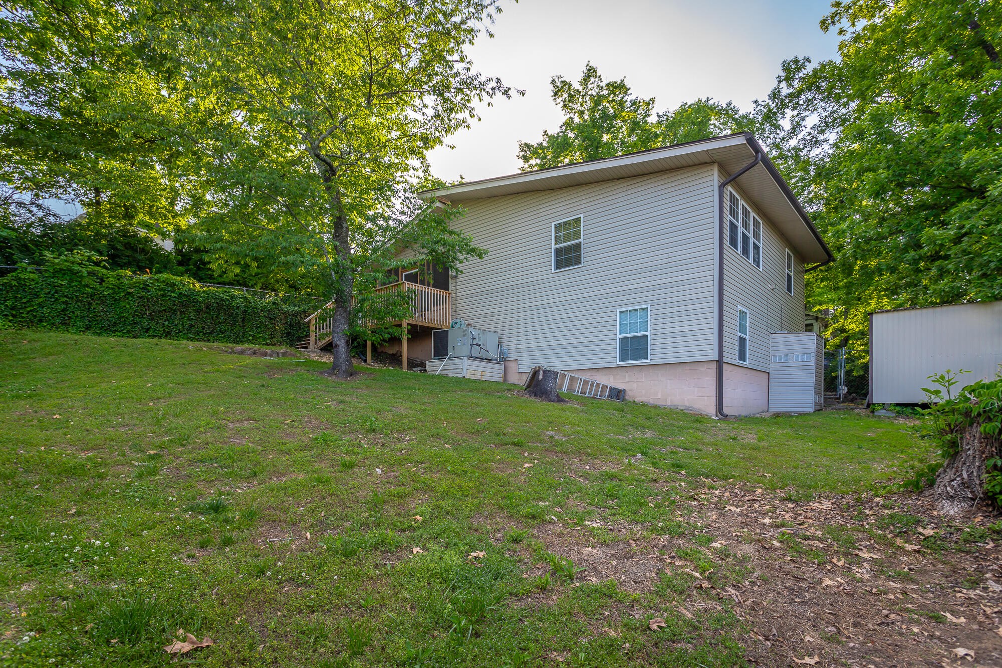 1108 Albany Street Property Photo 24