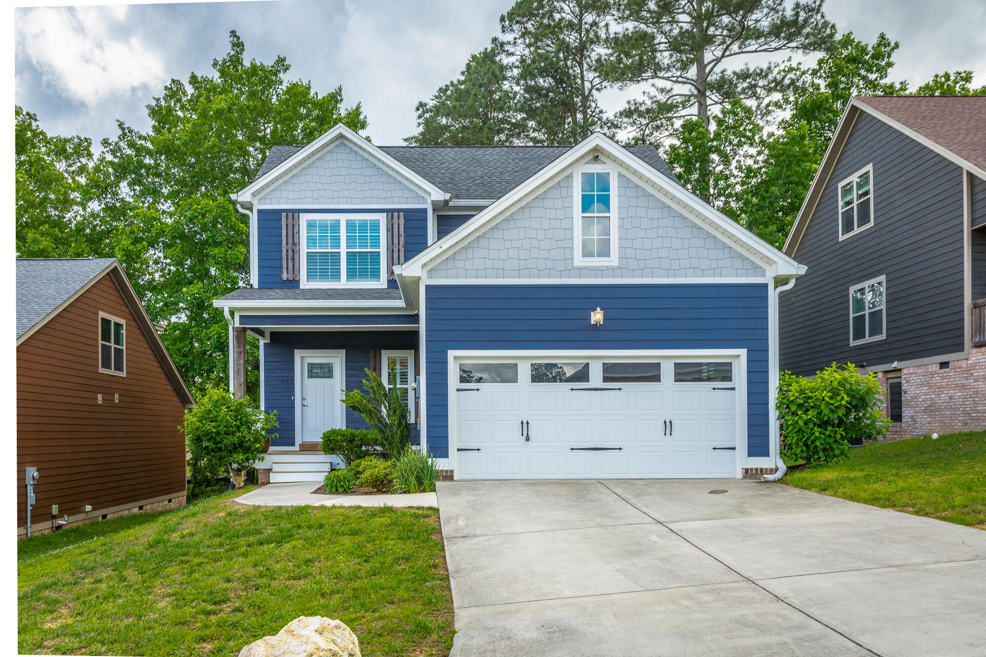 229 Courtland Crest Drive, Sw Property Photo 1
