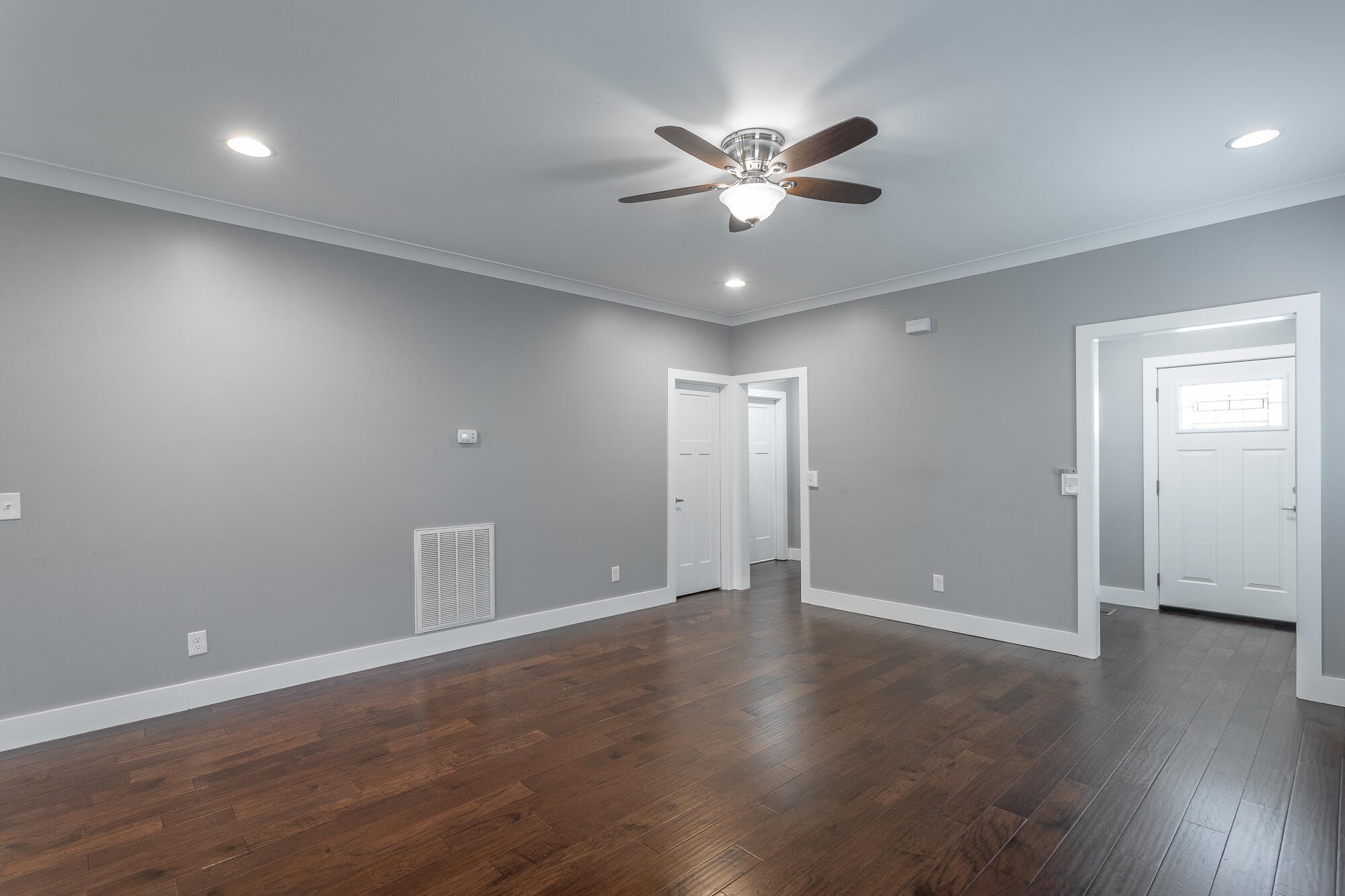 229 Courtland Crest Drive, Sw Property Photo 5