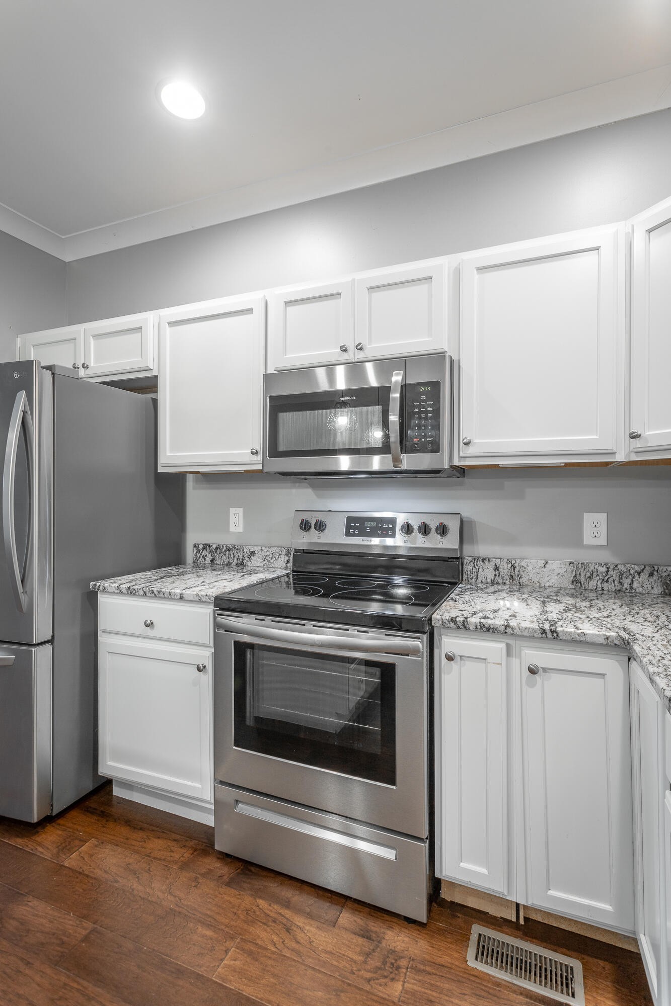 229 Courtland Crest Drive, Sw Property Photo 12