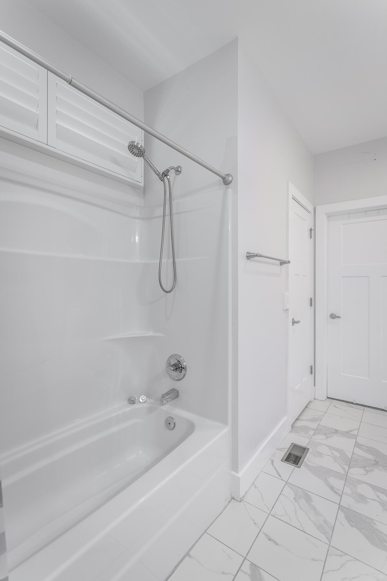 229 Courtland Crest Drive, Sw Property Photo 20
