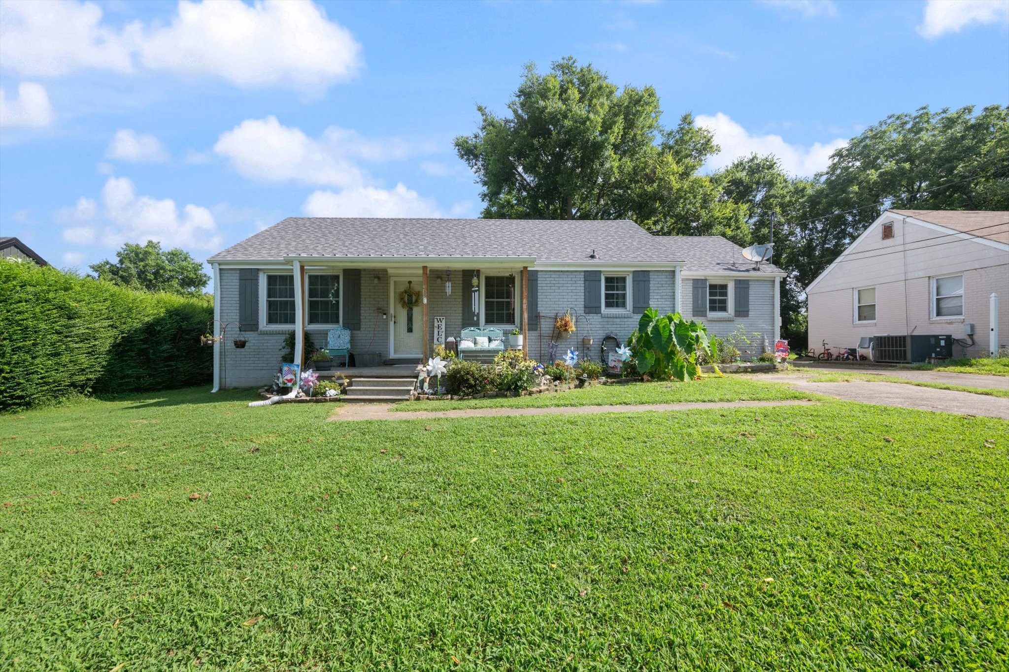 2304 Aubrey Dr Property Photo 1