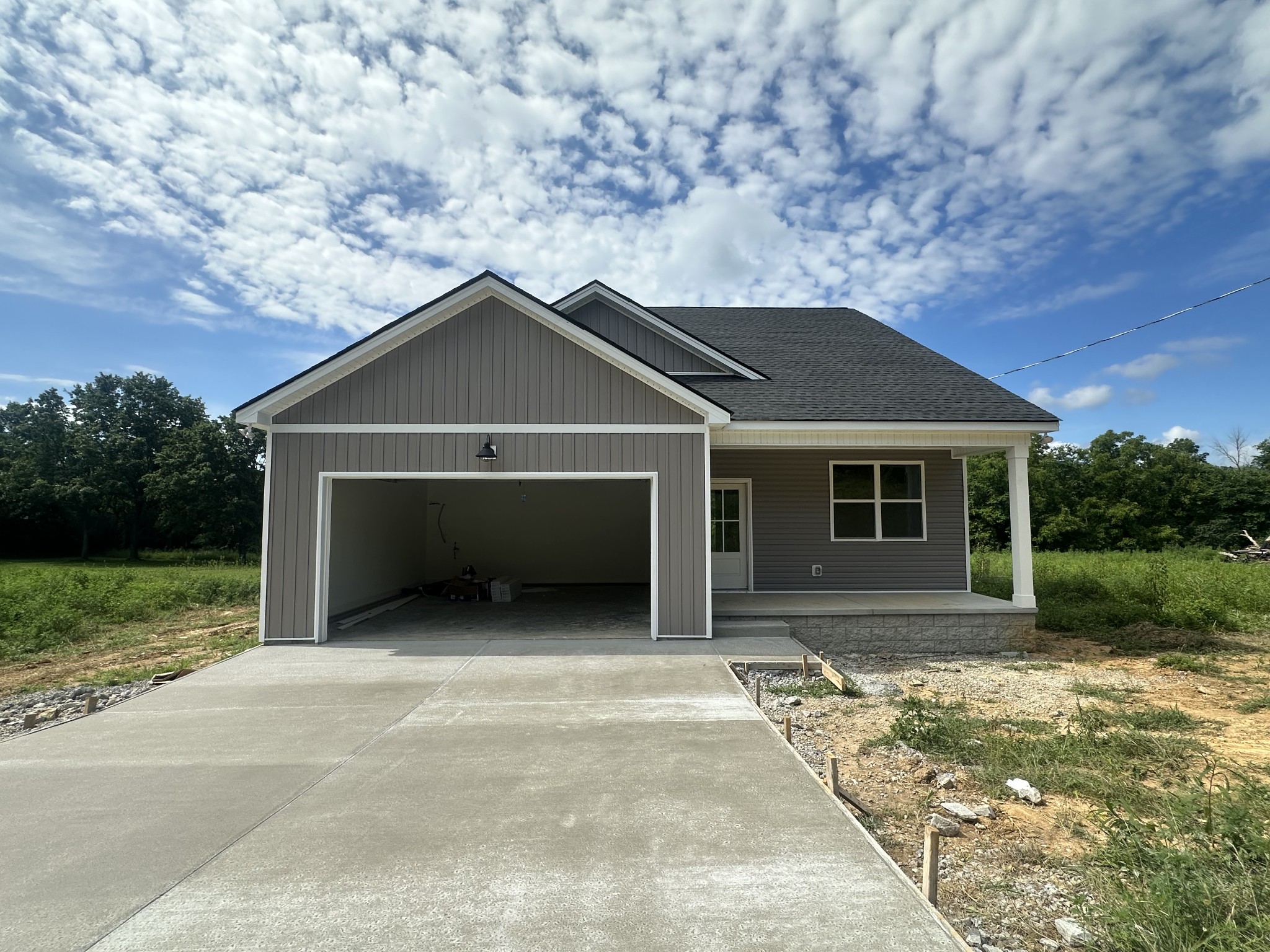 209 Holmes Gap Rd Property Photo 1