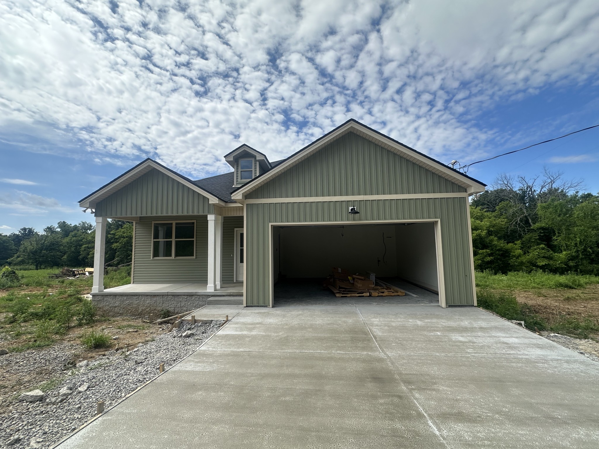 217 Holmes Gap Rd Property Photo 1