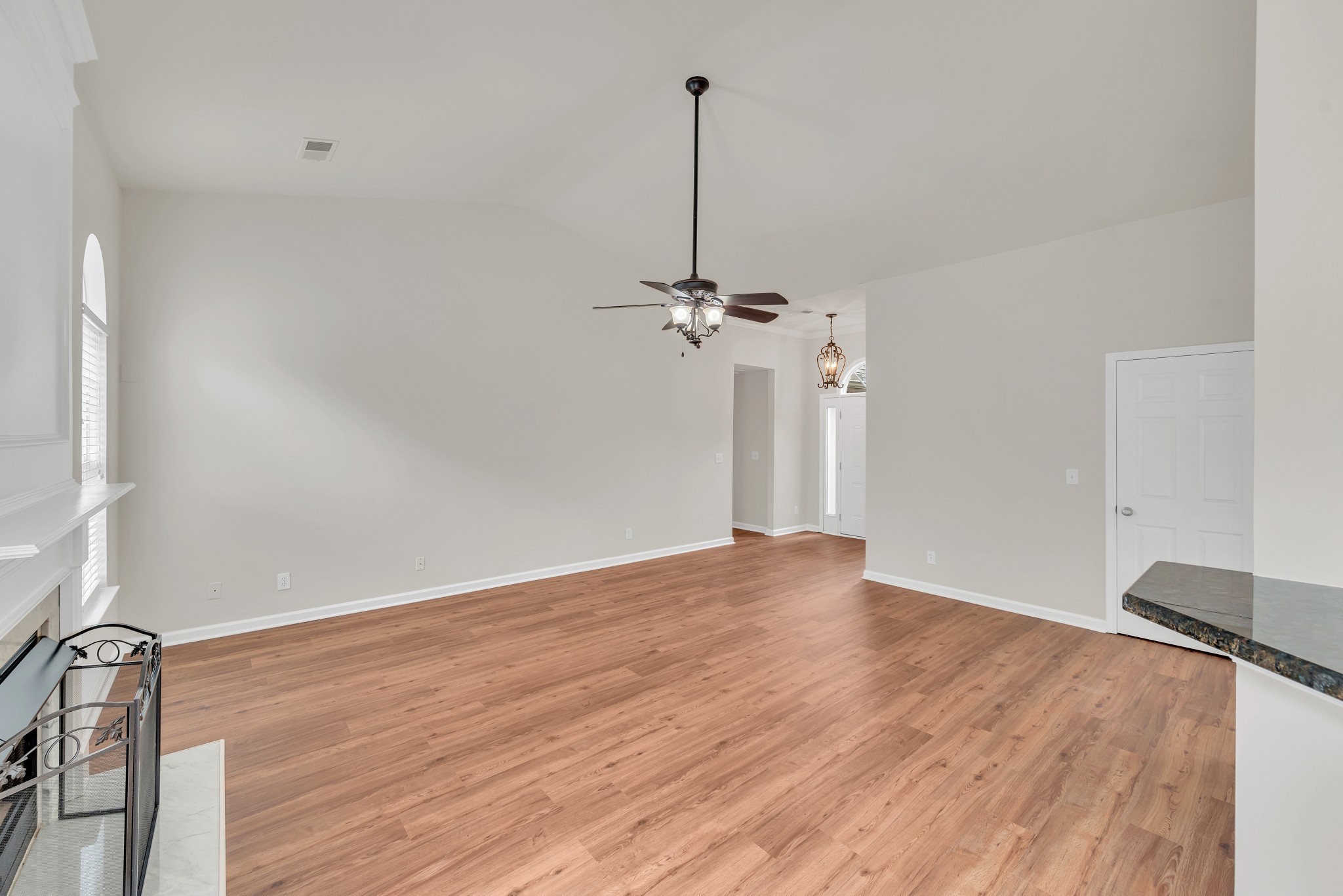 4725 Cape Hope Pass Property Photo 11
