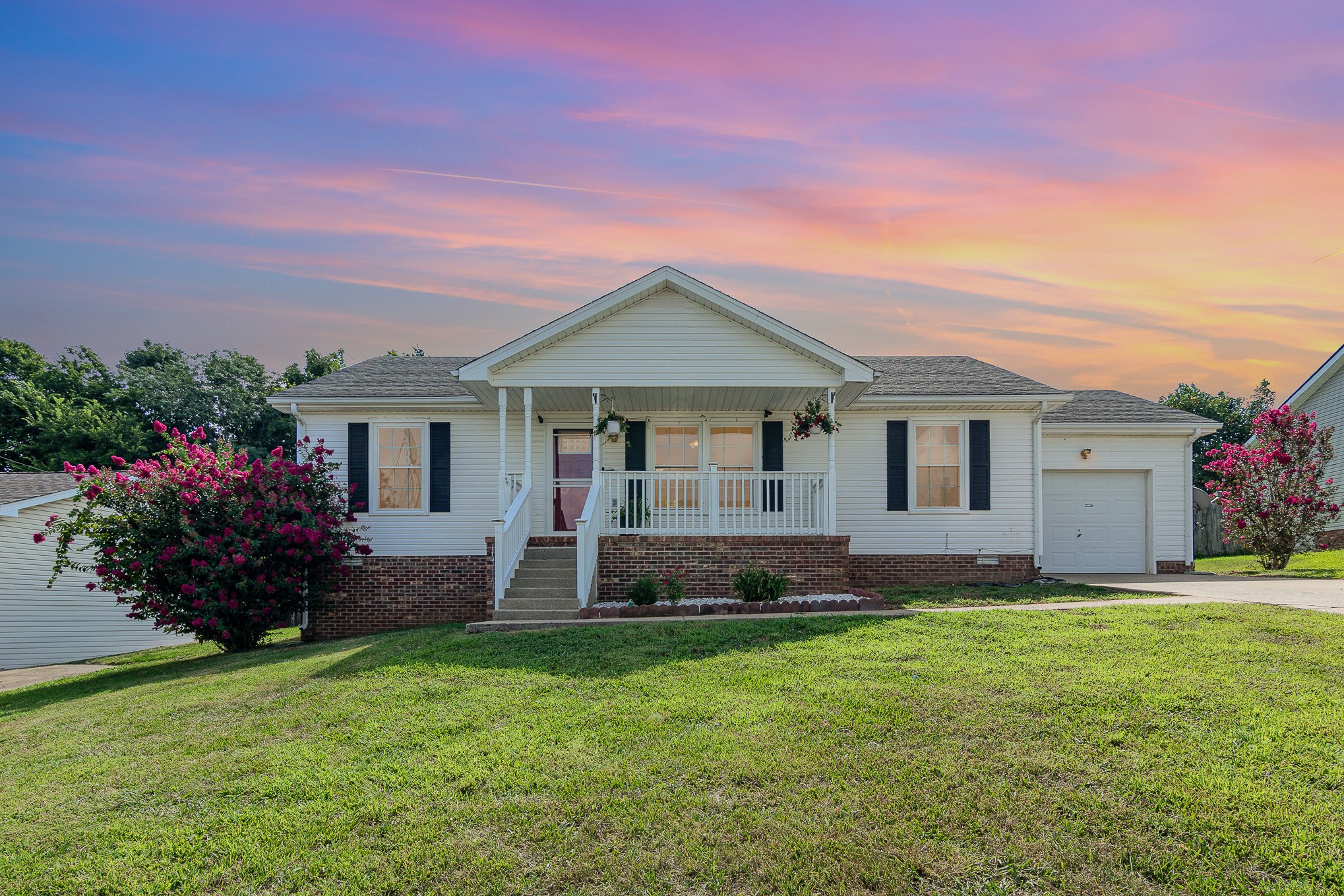 1335 Chucker Dr Property Photo 1