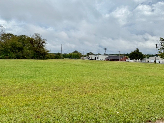 601 William Northern Blvd Property Photo 1