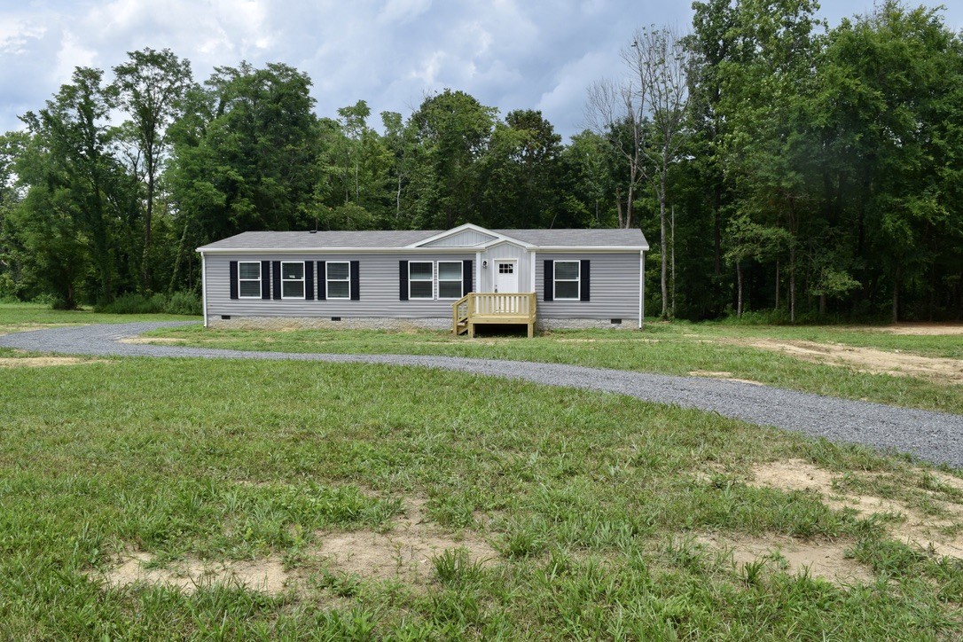 2166 Shrum Cemetery Rd Property Photo 1