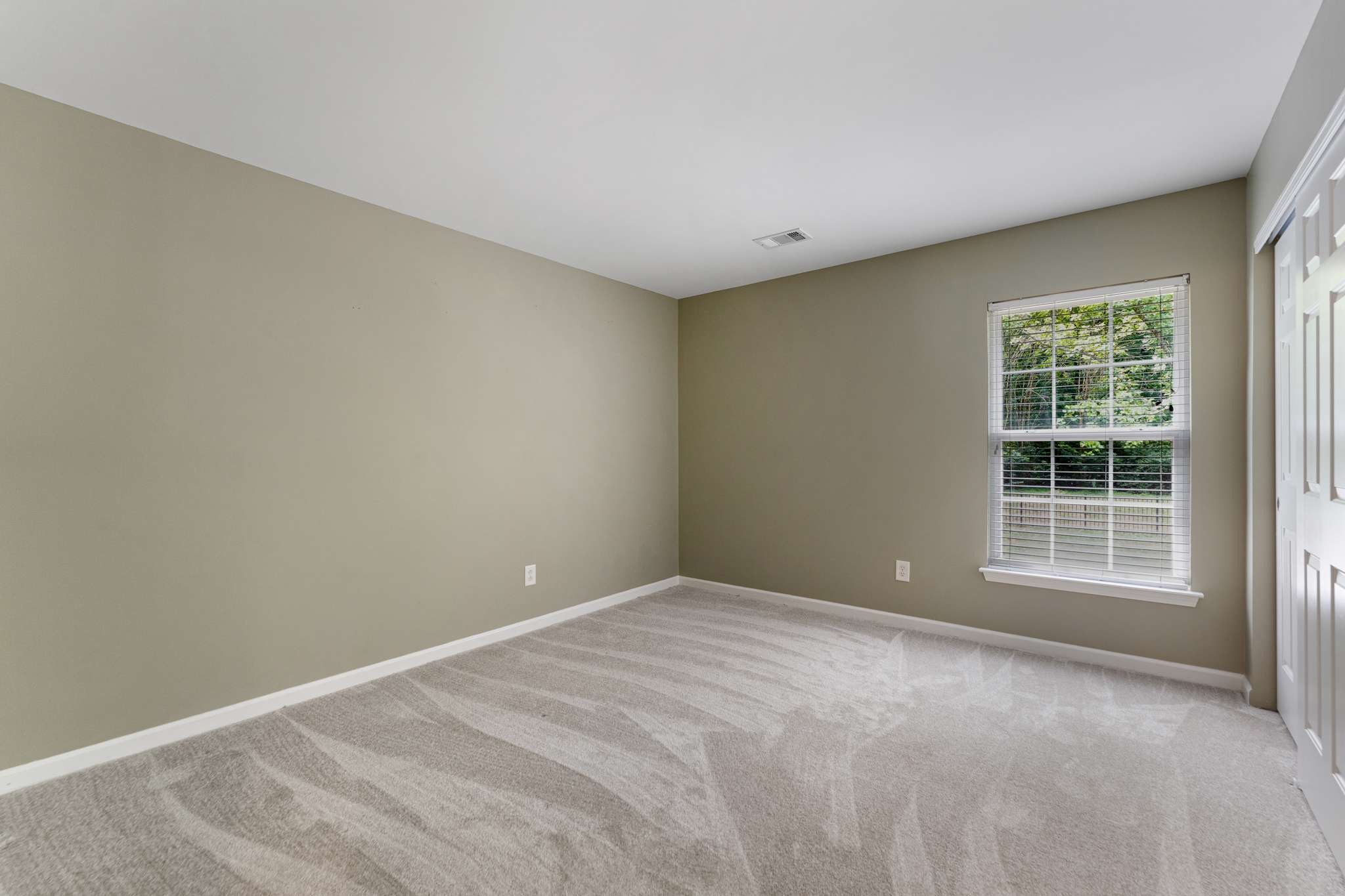 817 Holt Grove Ct Property Photo 34