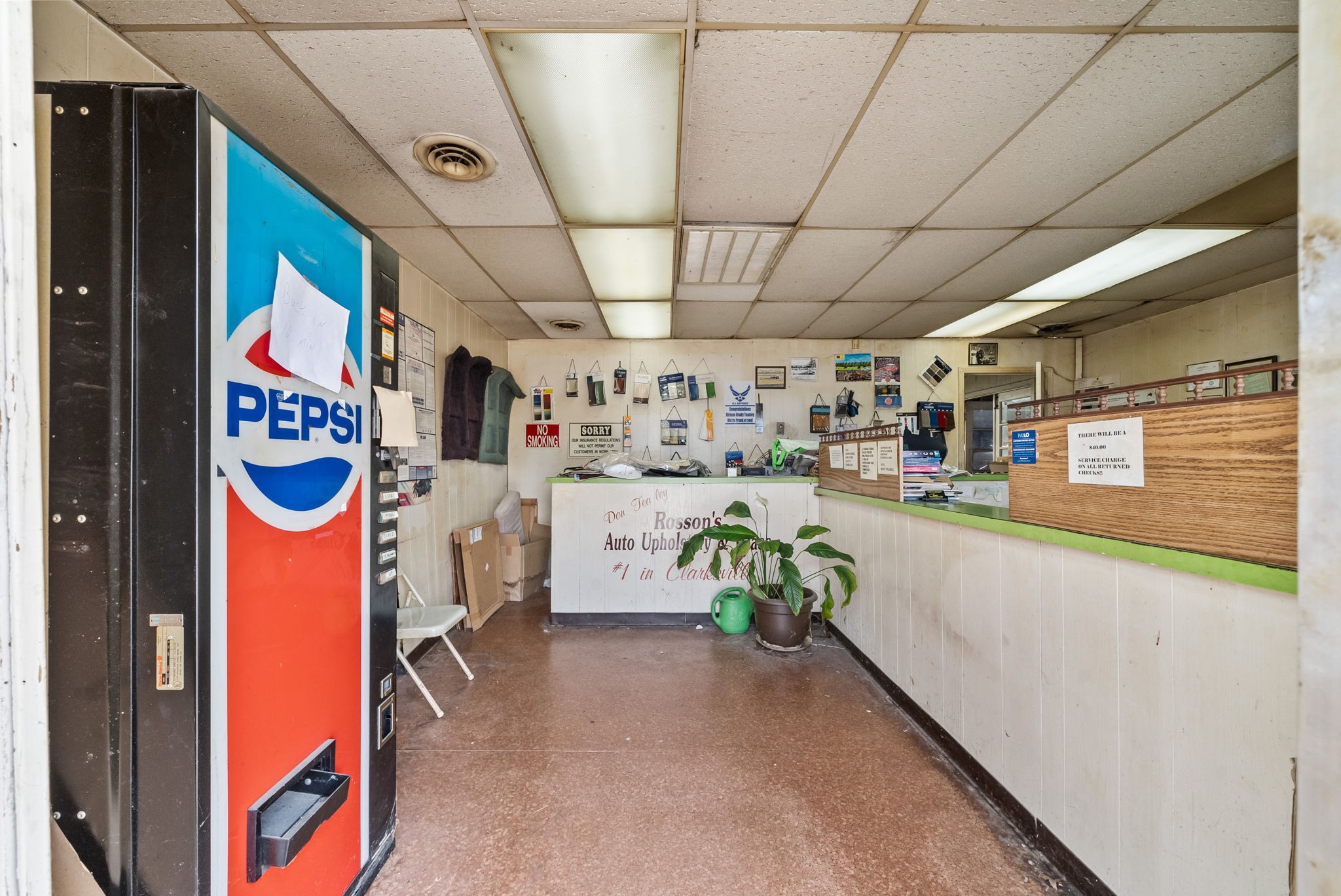 420 N Spring St Property Photo 7