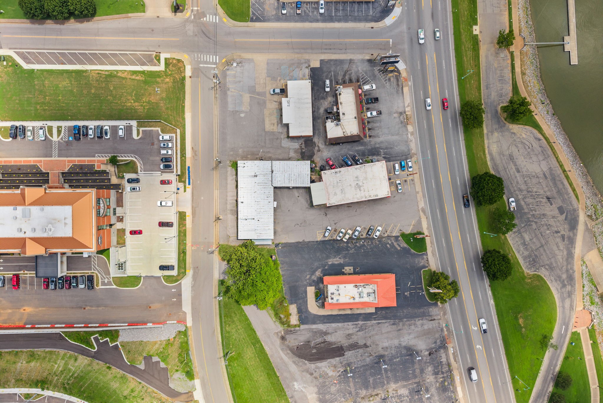 420 N Spring St Property Photo 16