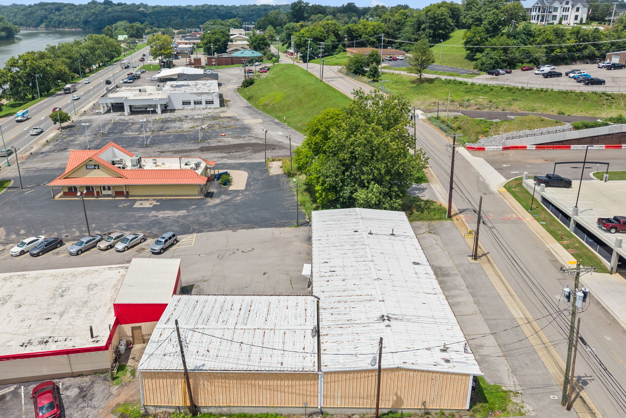 420 N Spring St Property Photo 54