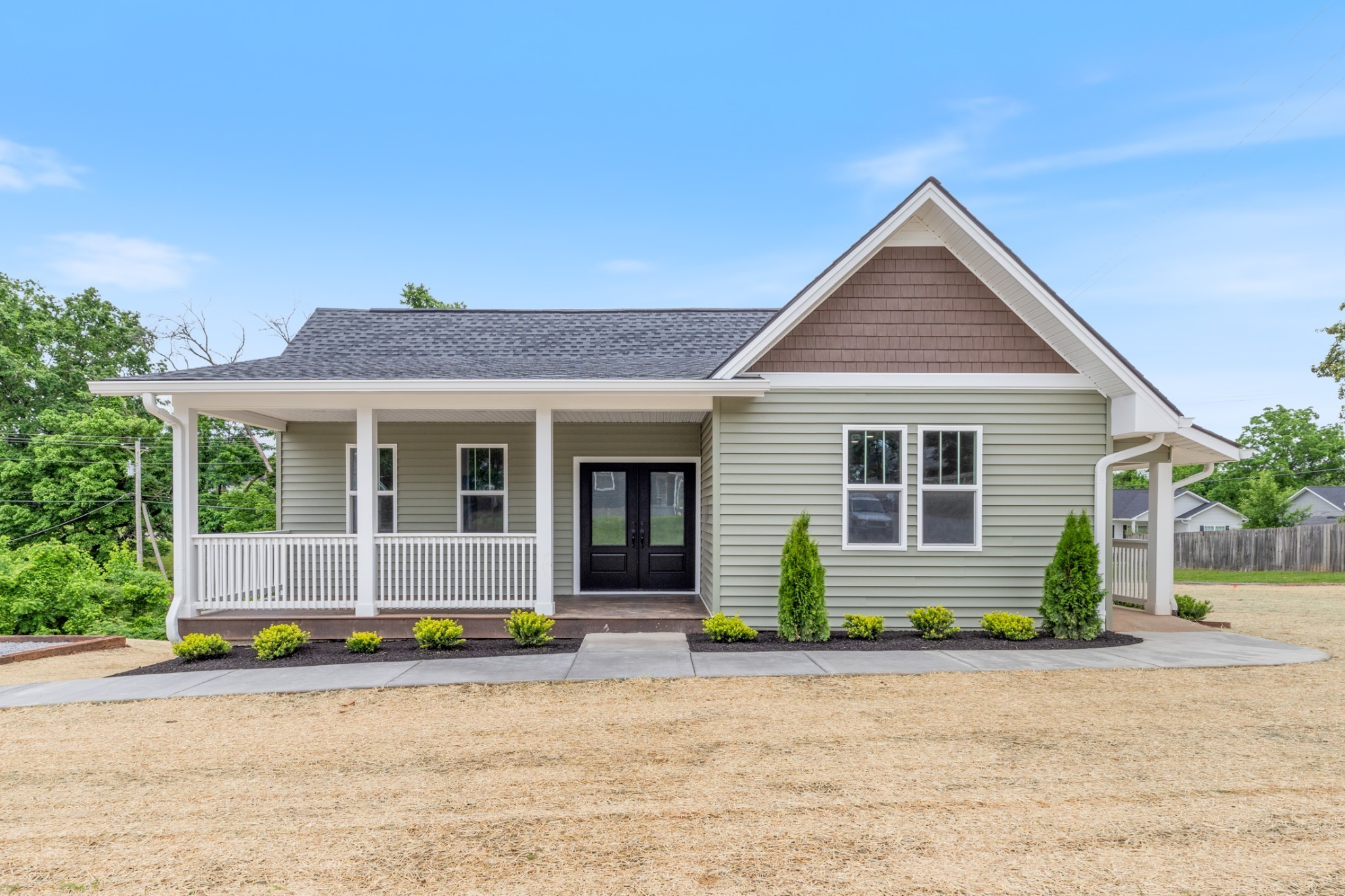 312 N Main St Property Photo 1