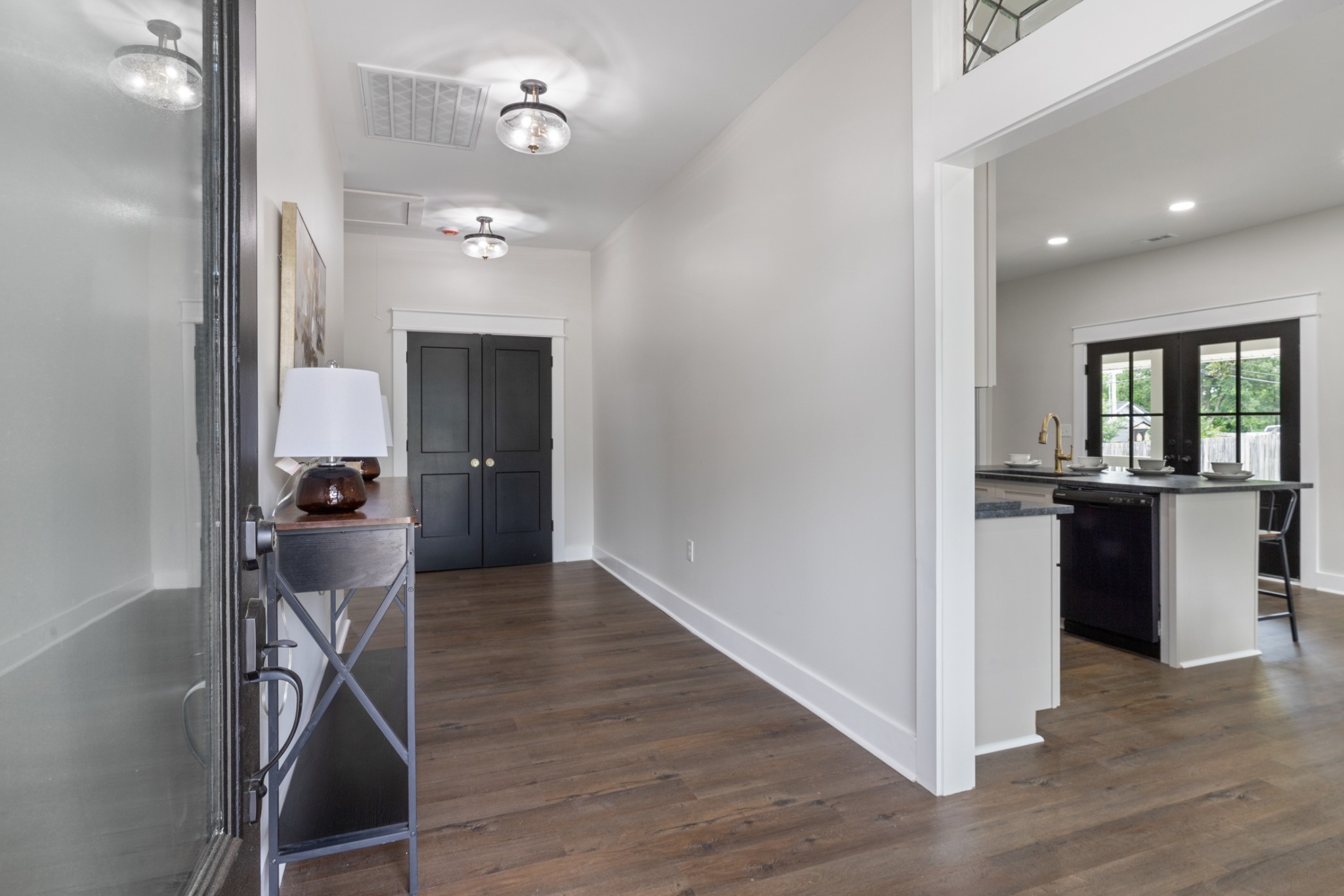 312 N Main St Property Photo 10