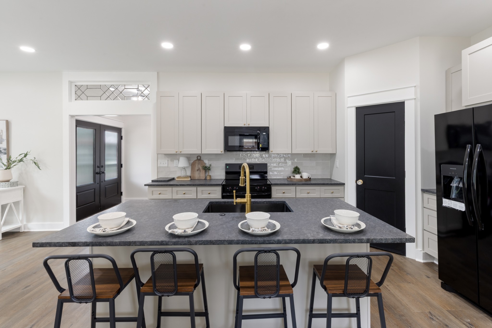 312 N Main St Property Photo 20