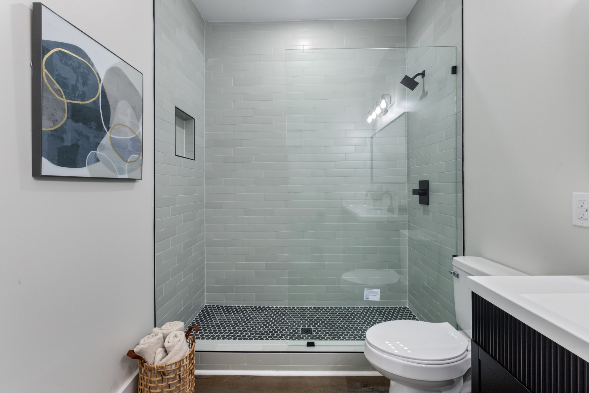 312 N Main St Property Photo 28