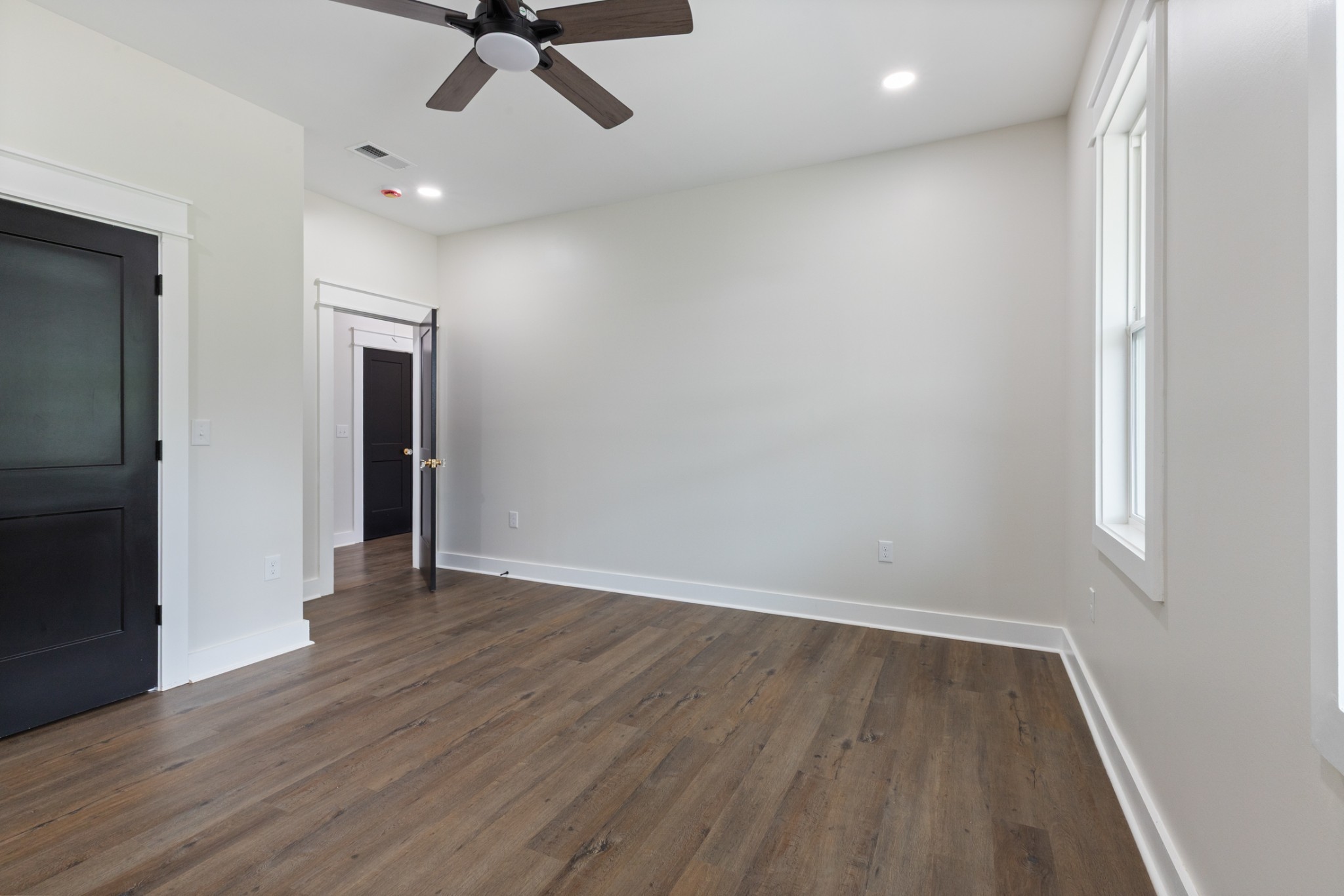 312 N Main St Property Photo 33