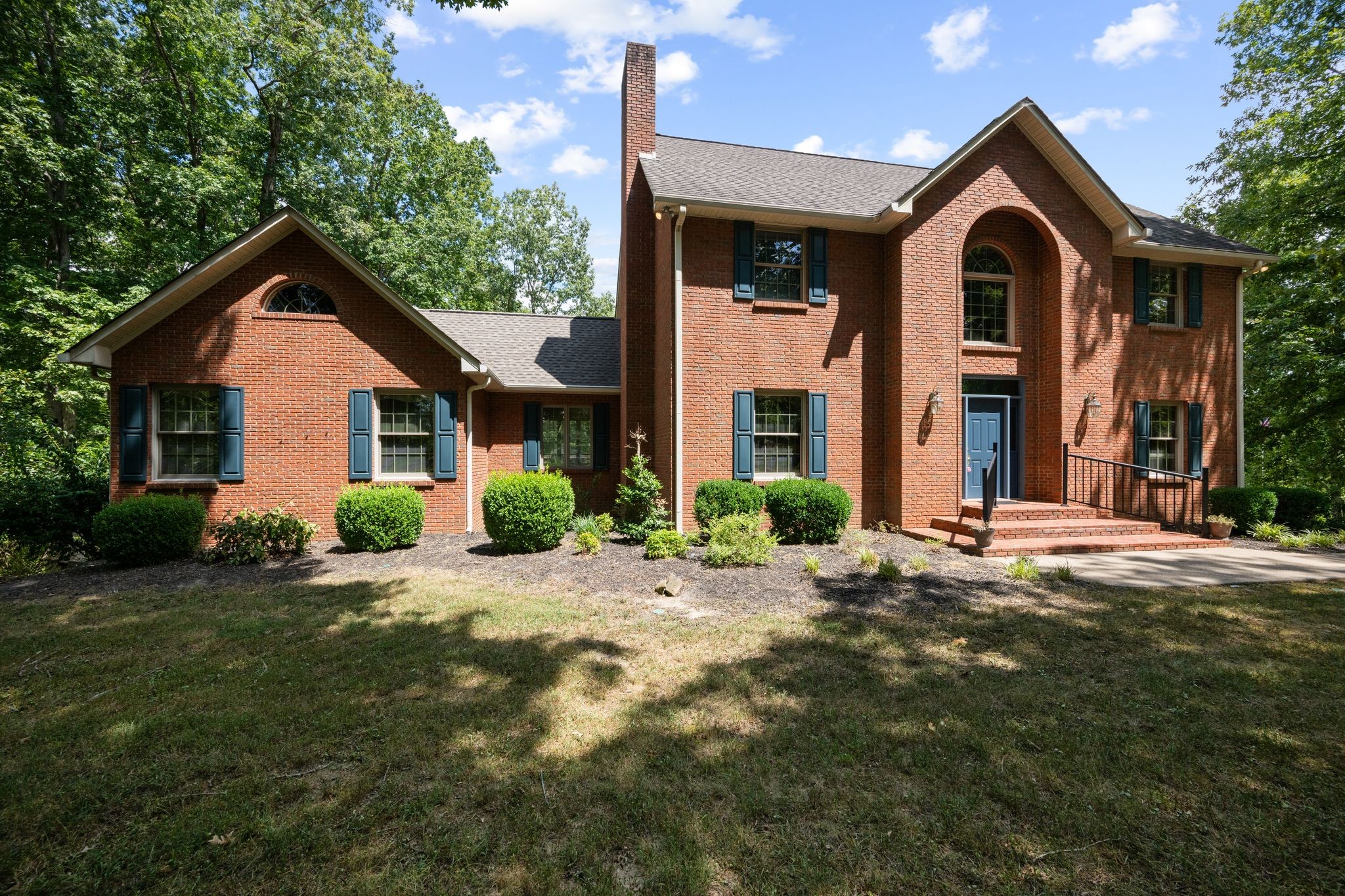 570 Gregson Pl Property Photo 1