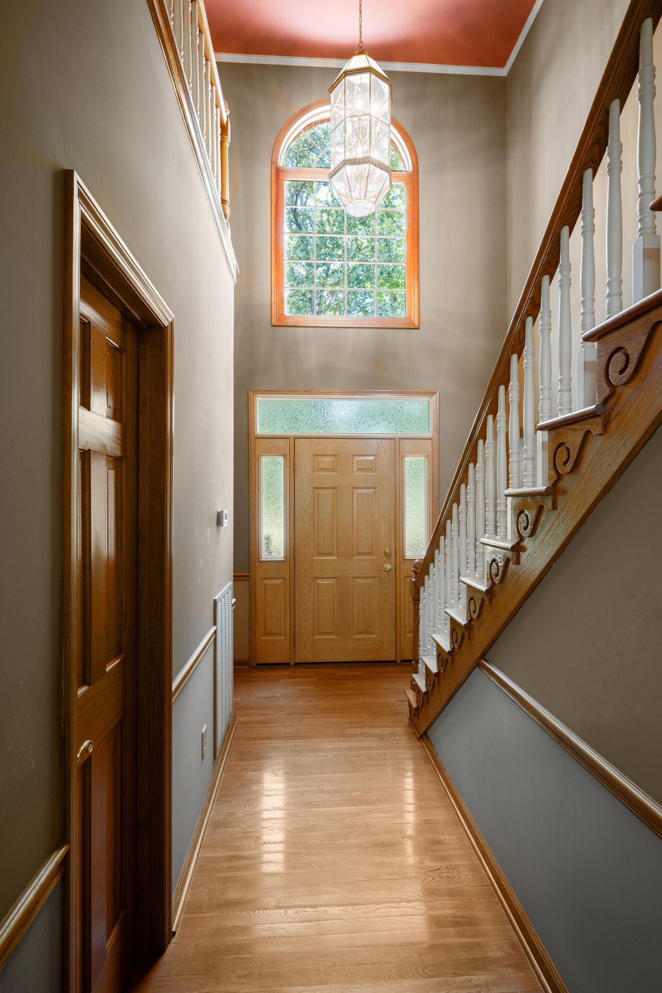 570 Gregson Pl Property Photo 25