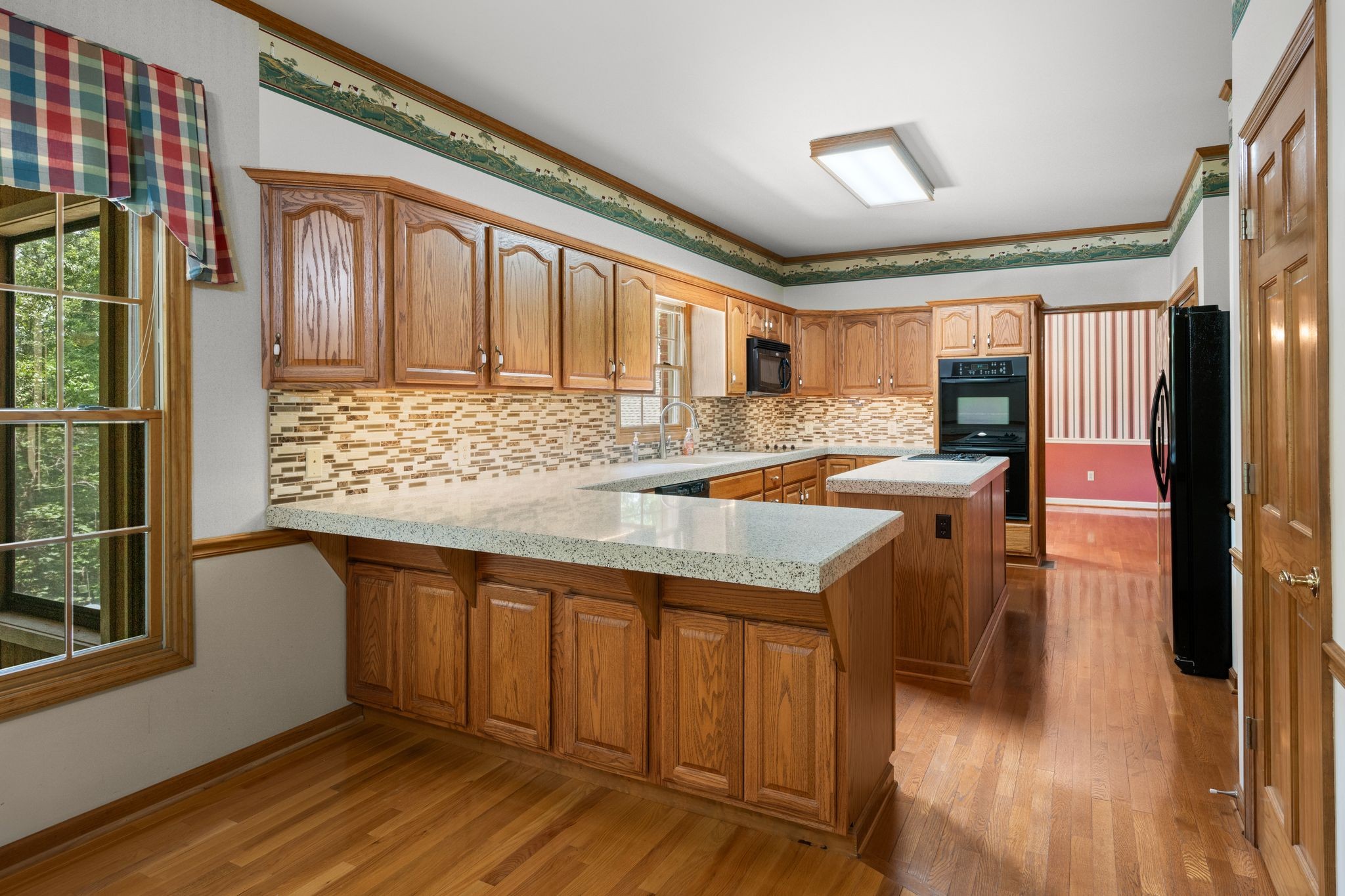 570 Gregson Pl Property Photo 27