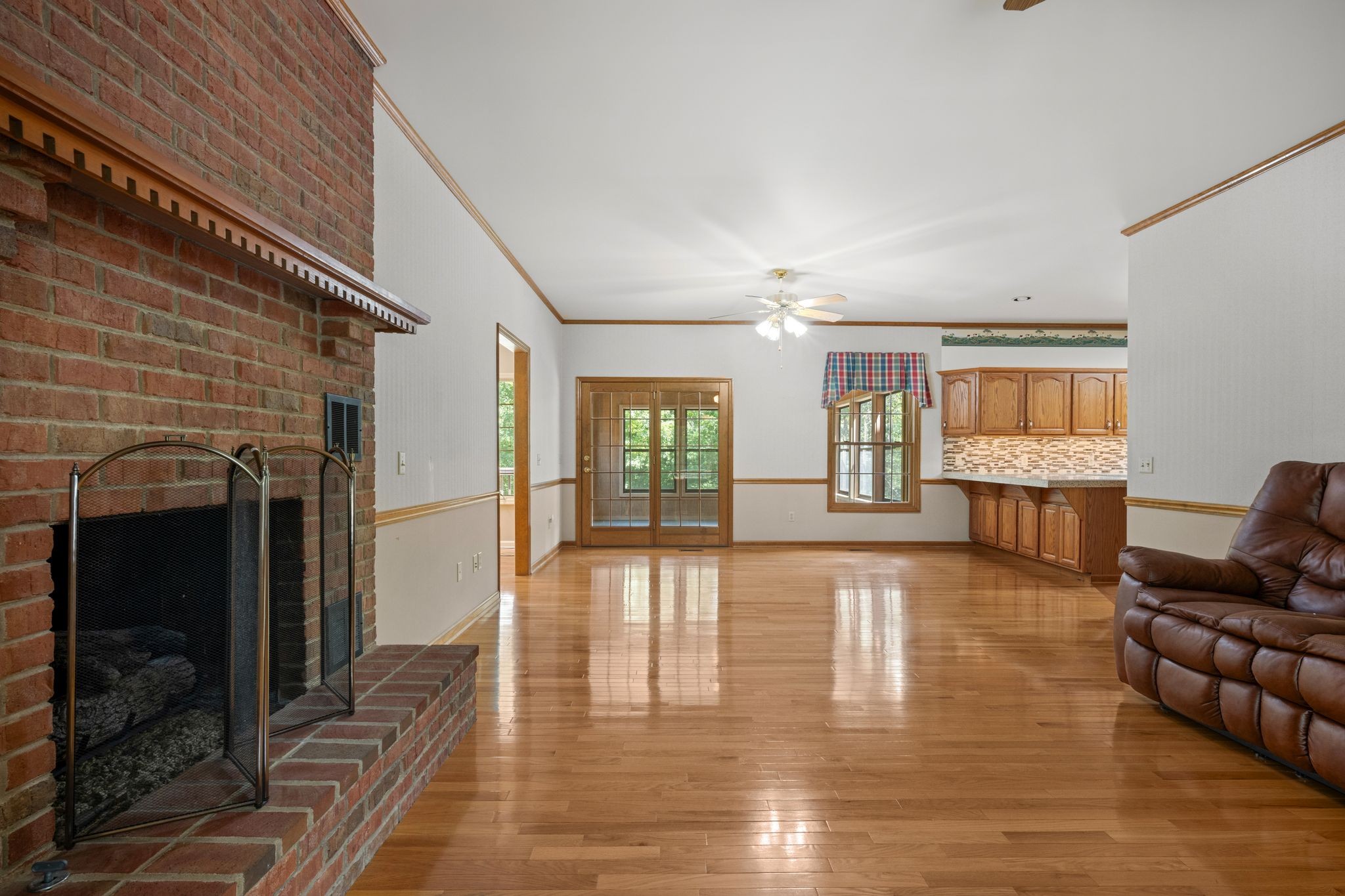 570 Gregson Pl Property Photo 32
