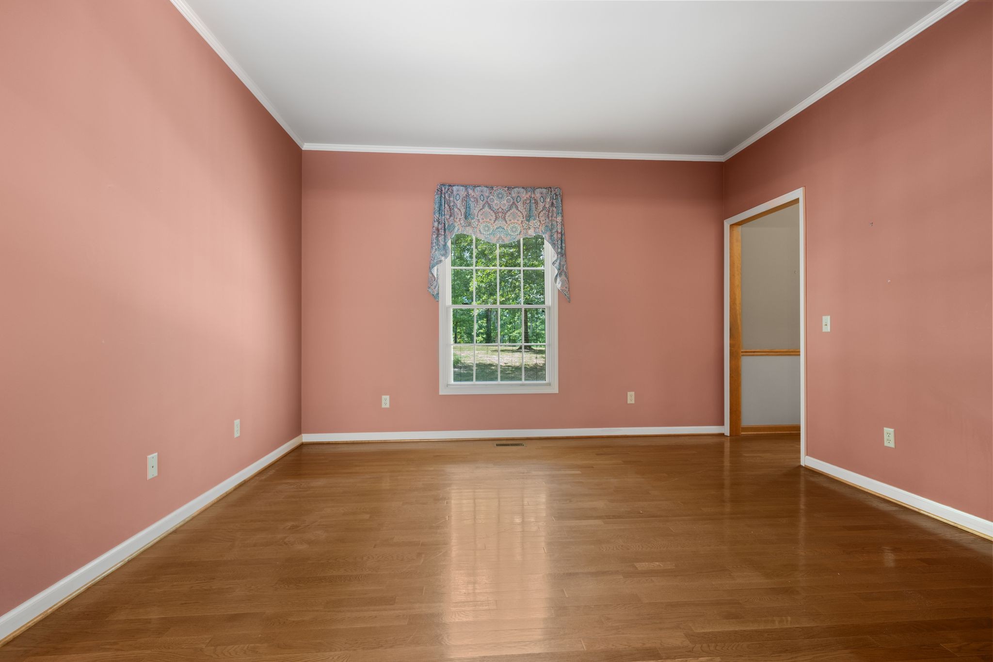 570 Gregson Pl Property Photo 36