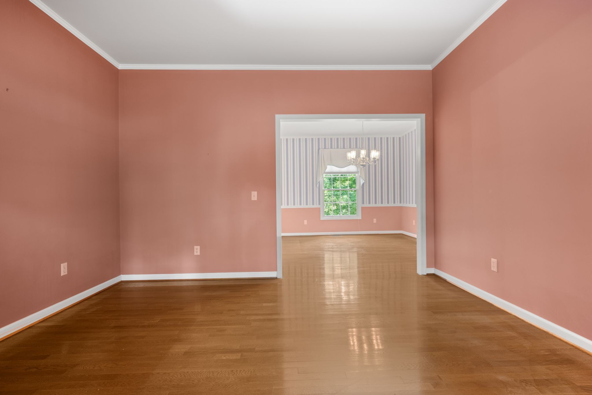 570 Gregson Pl Property Photo 37