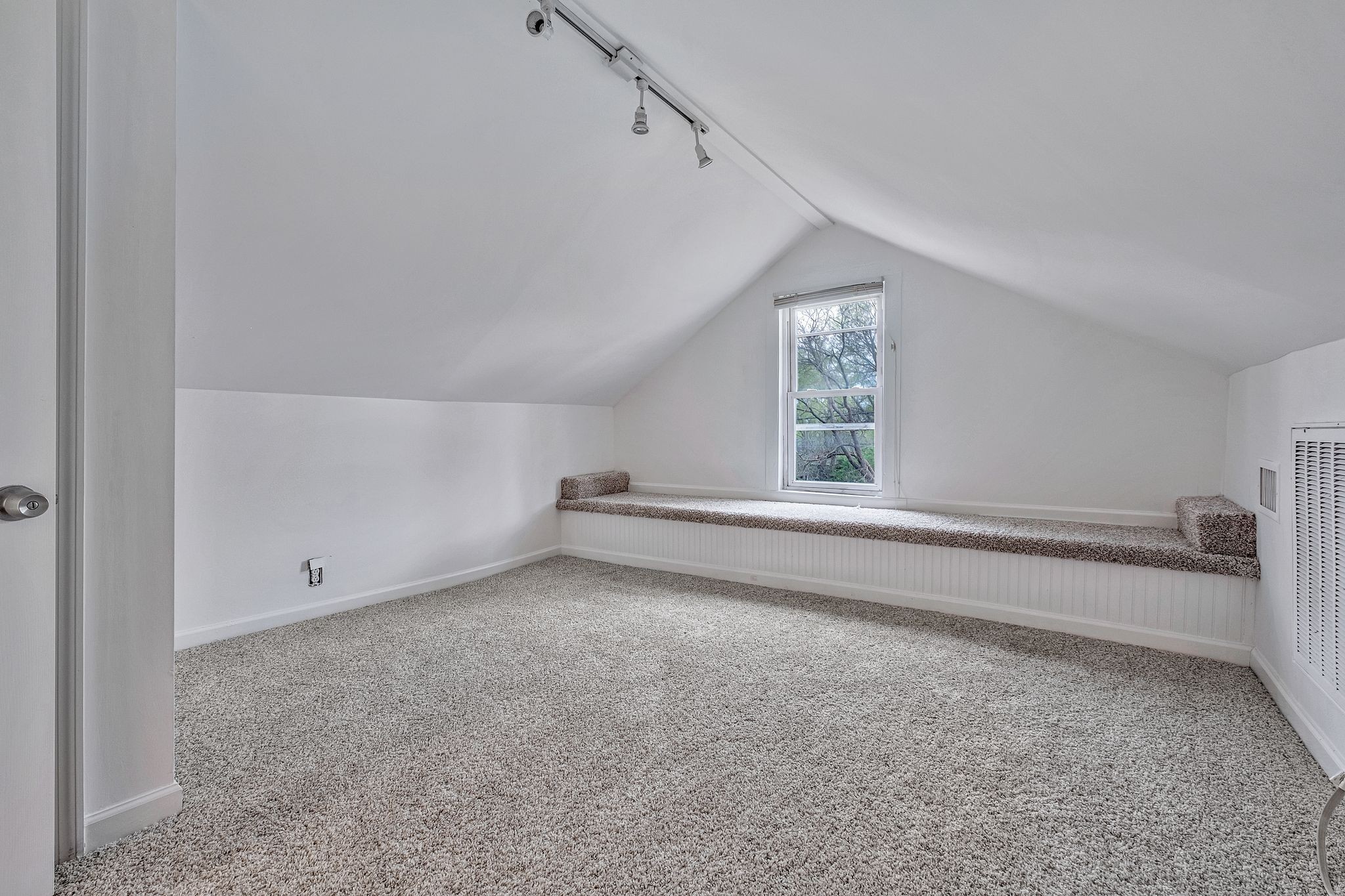 5109 Kentucky Ave Property Photo 23