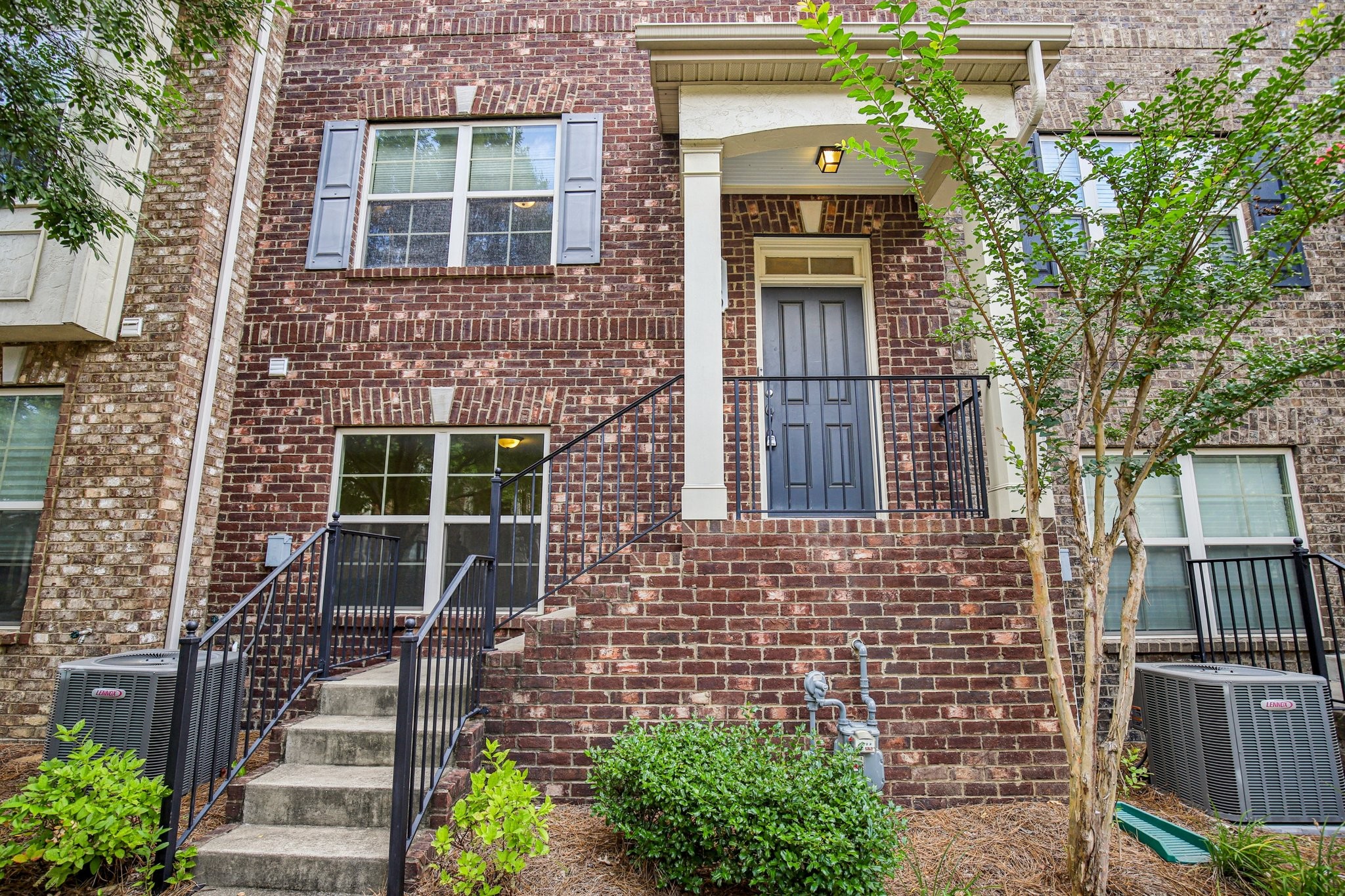 5560 Prada Dr Property Photo 1