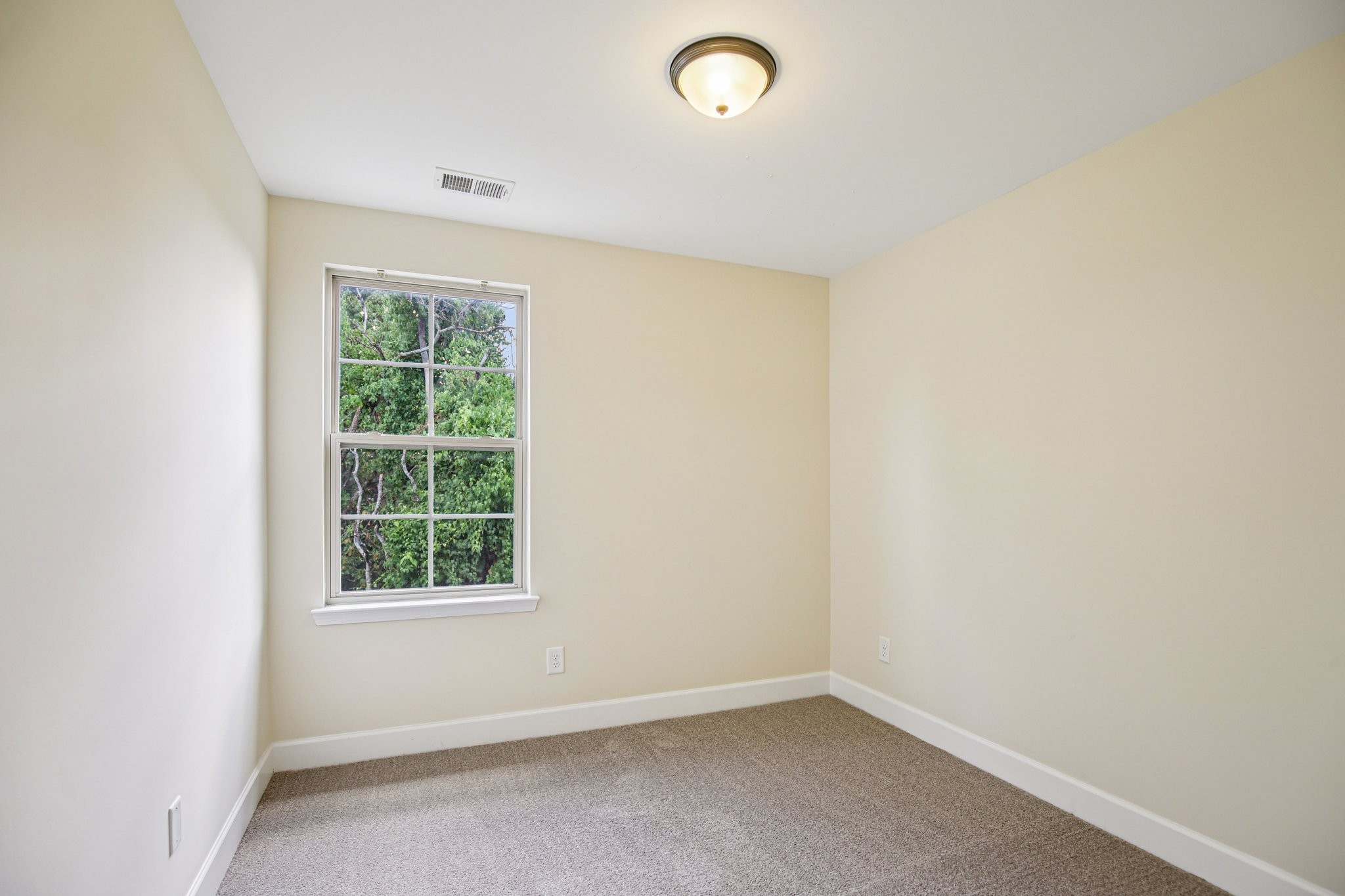 5560 Prada Dr Property Photo 32
