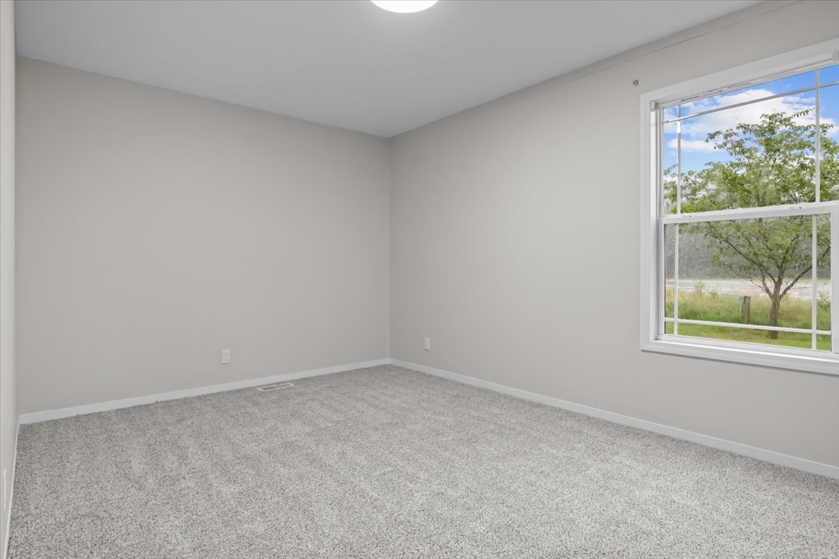 1220 Singleton Rd Property Photo 18
