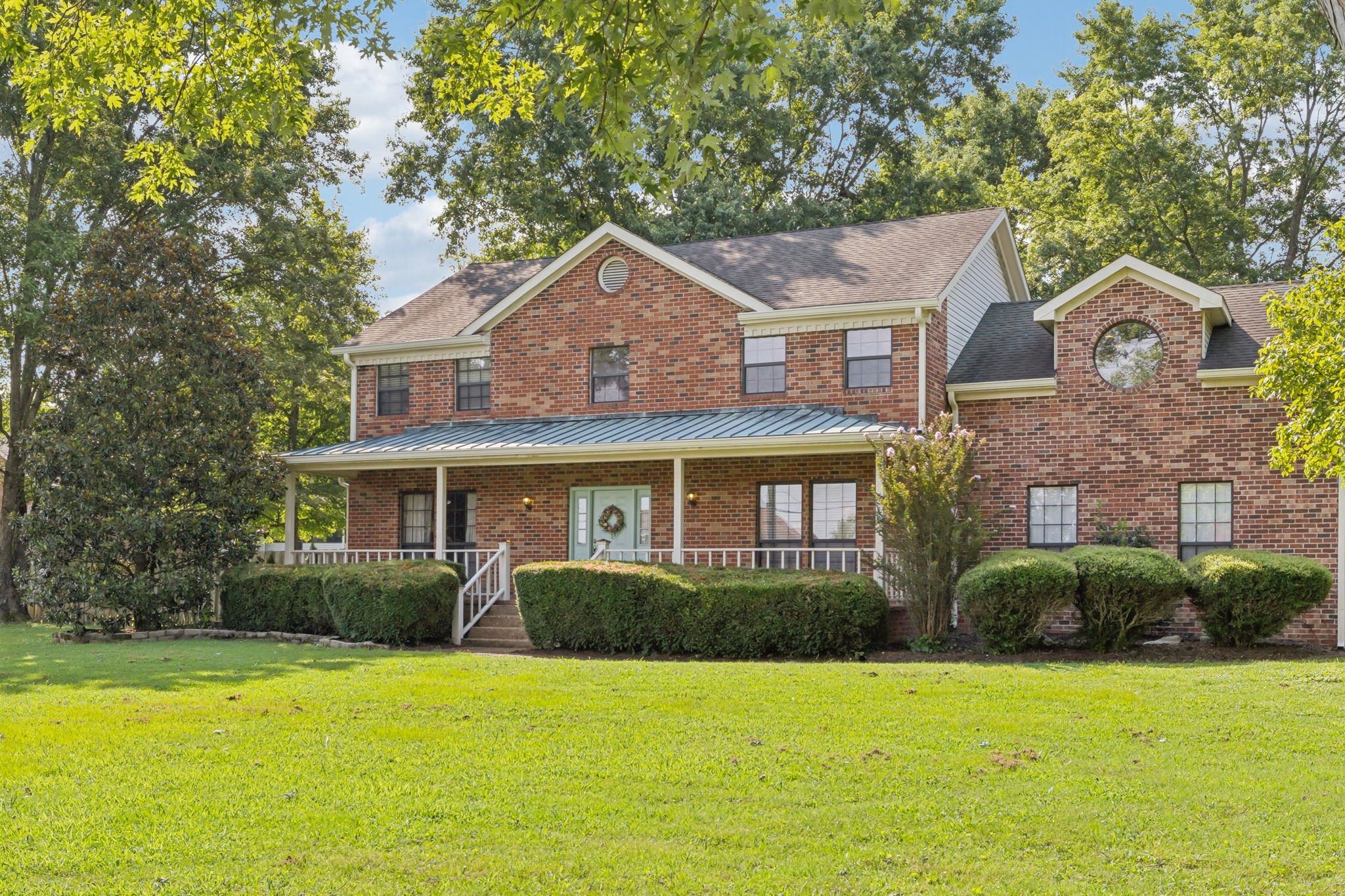1422 Trailridge Cir Property Photo 3