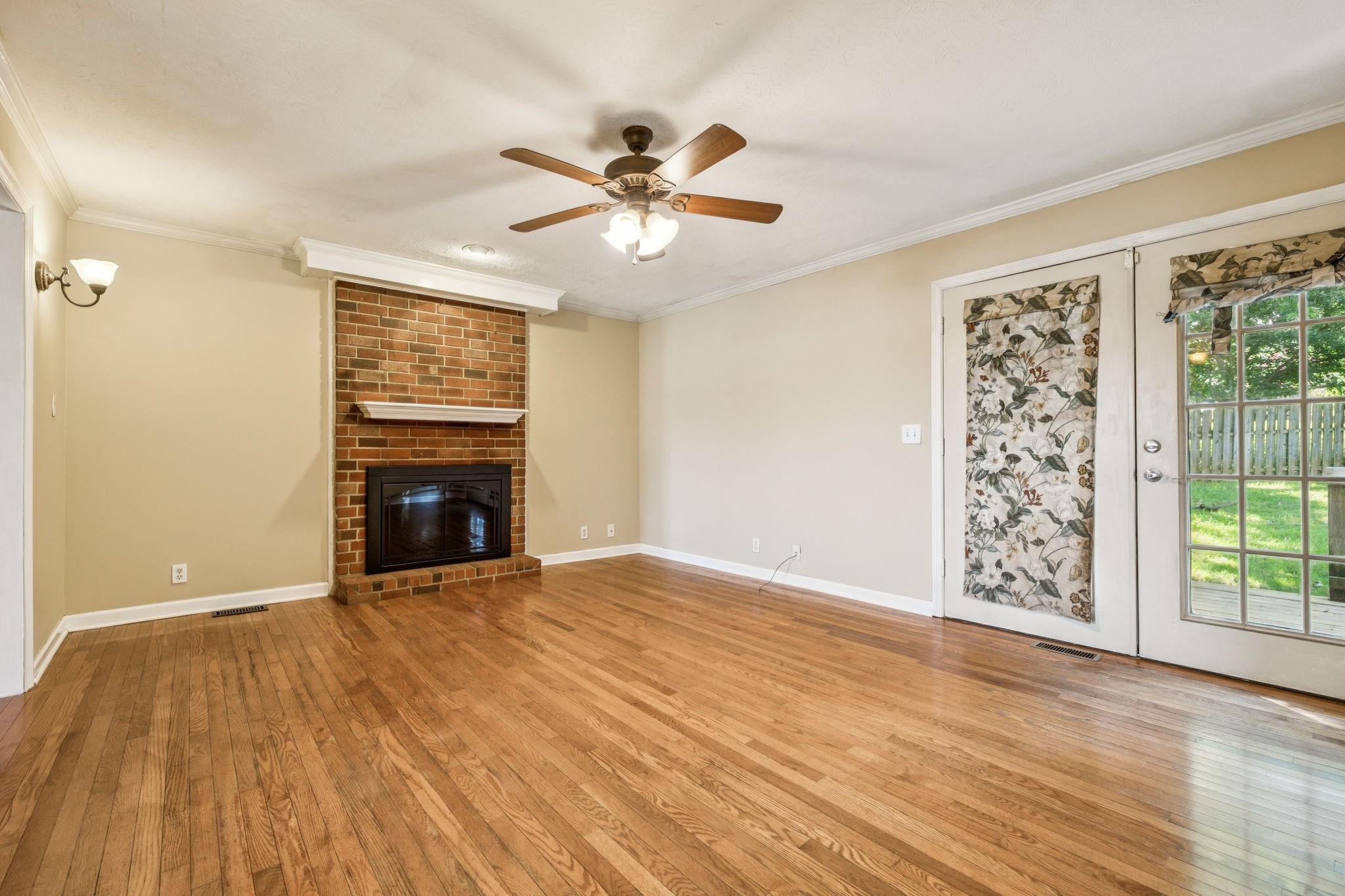 1422 Trailridge Cir Property Photo 15