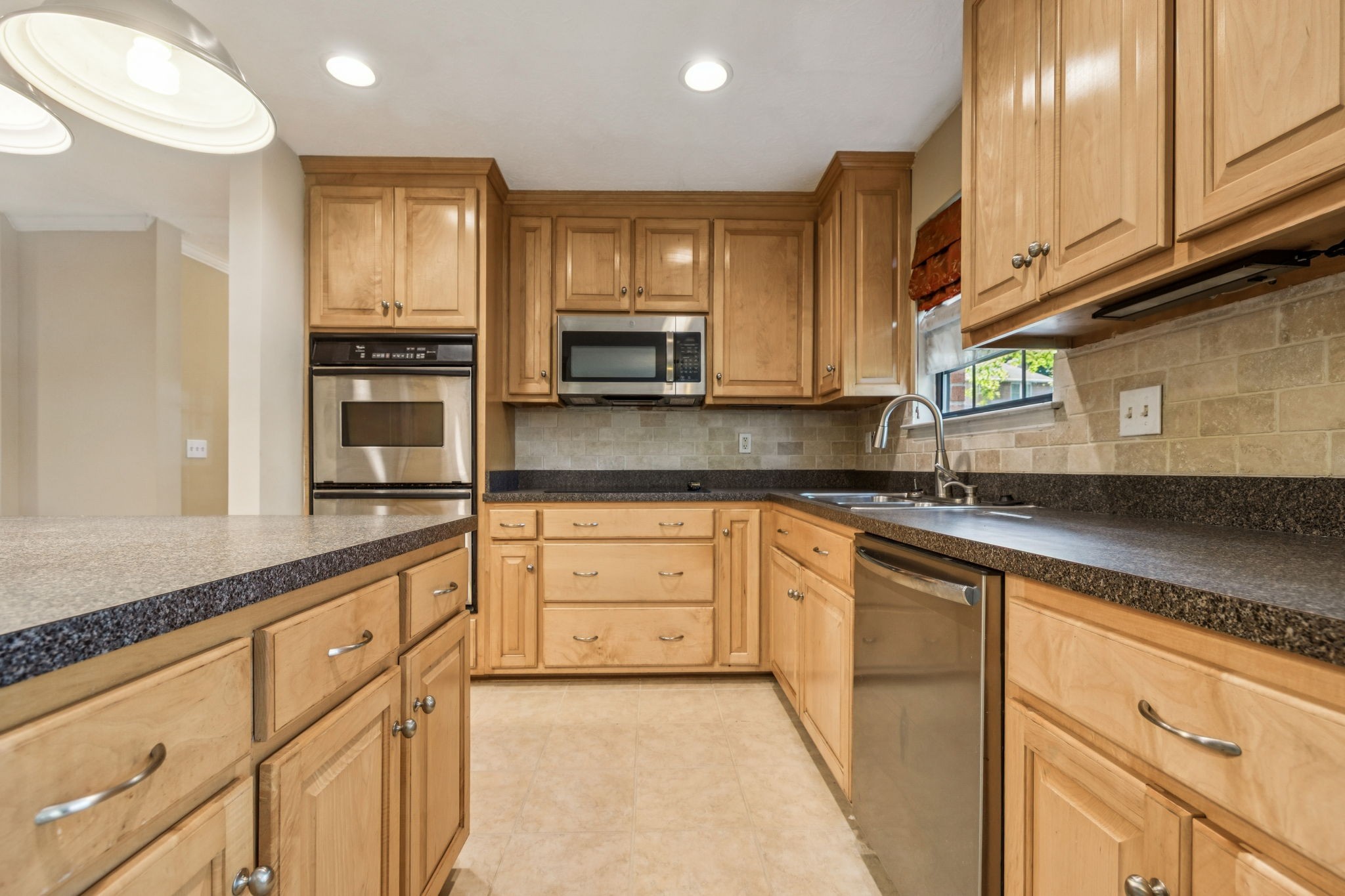 1422 Trailridge Cir Property Photo 26