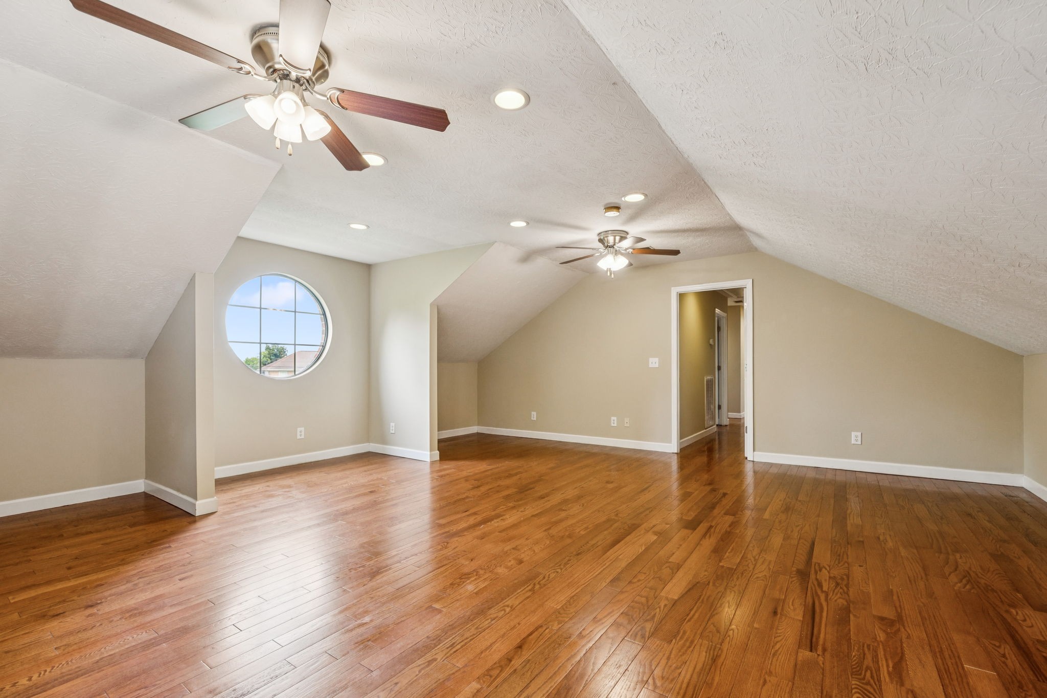 1422 Trailridge Cir Property Photo 31