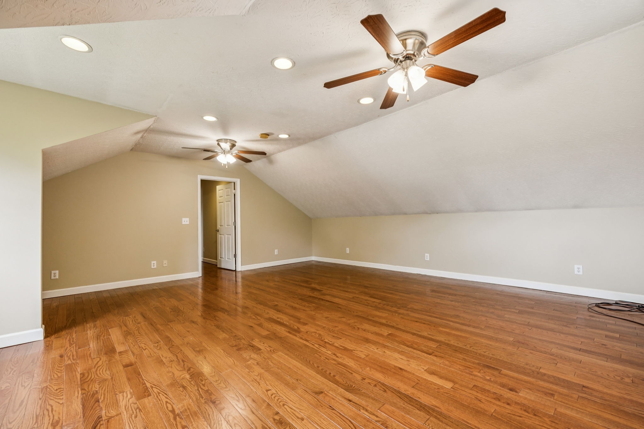 1422 Trailridge Cir Property Photo 32