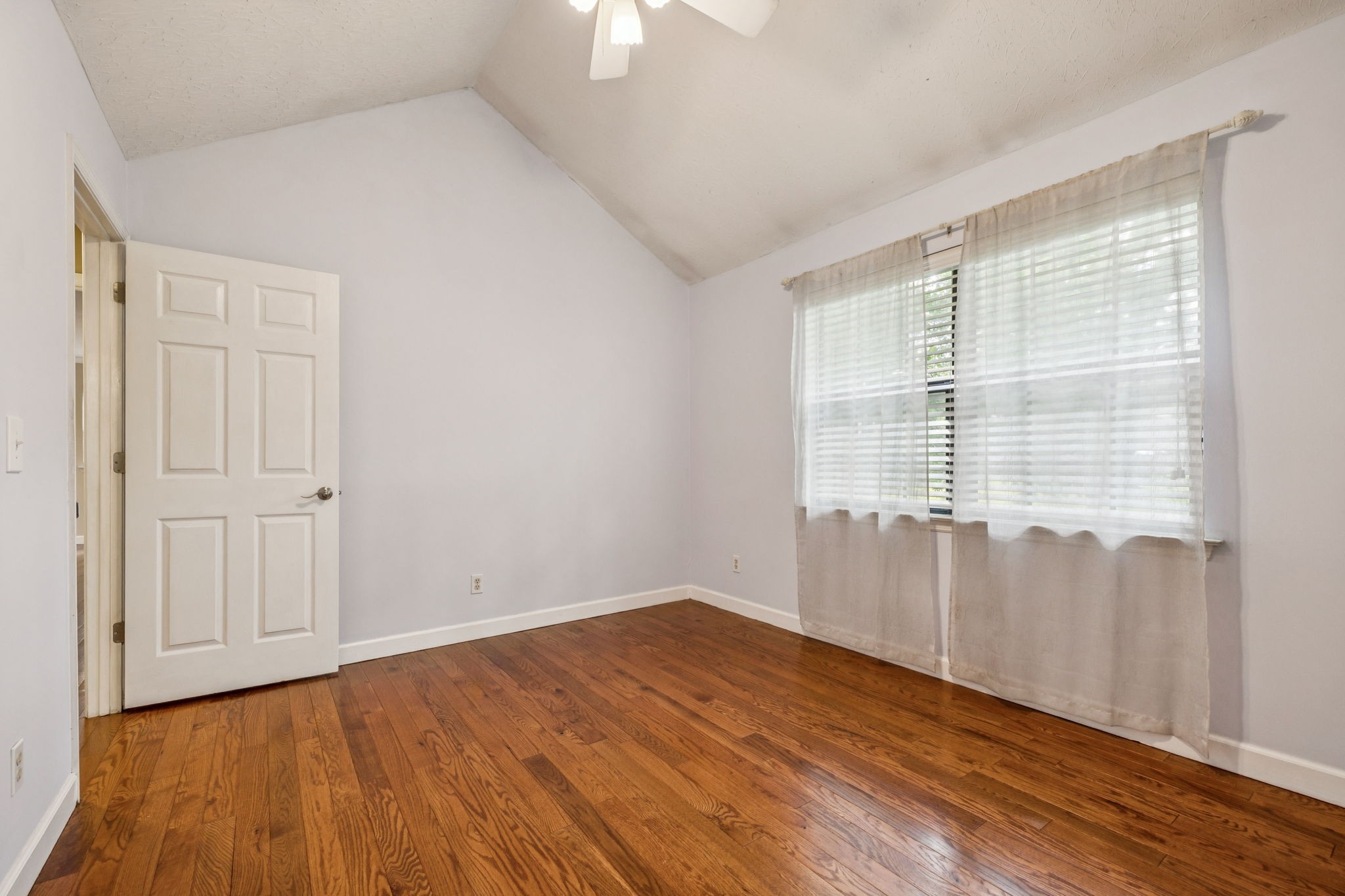 1422 Trailridge Cir Property Photo 39