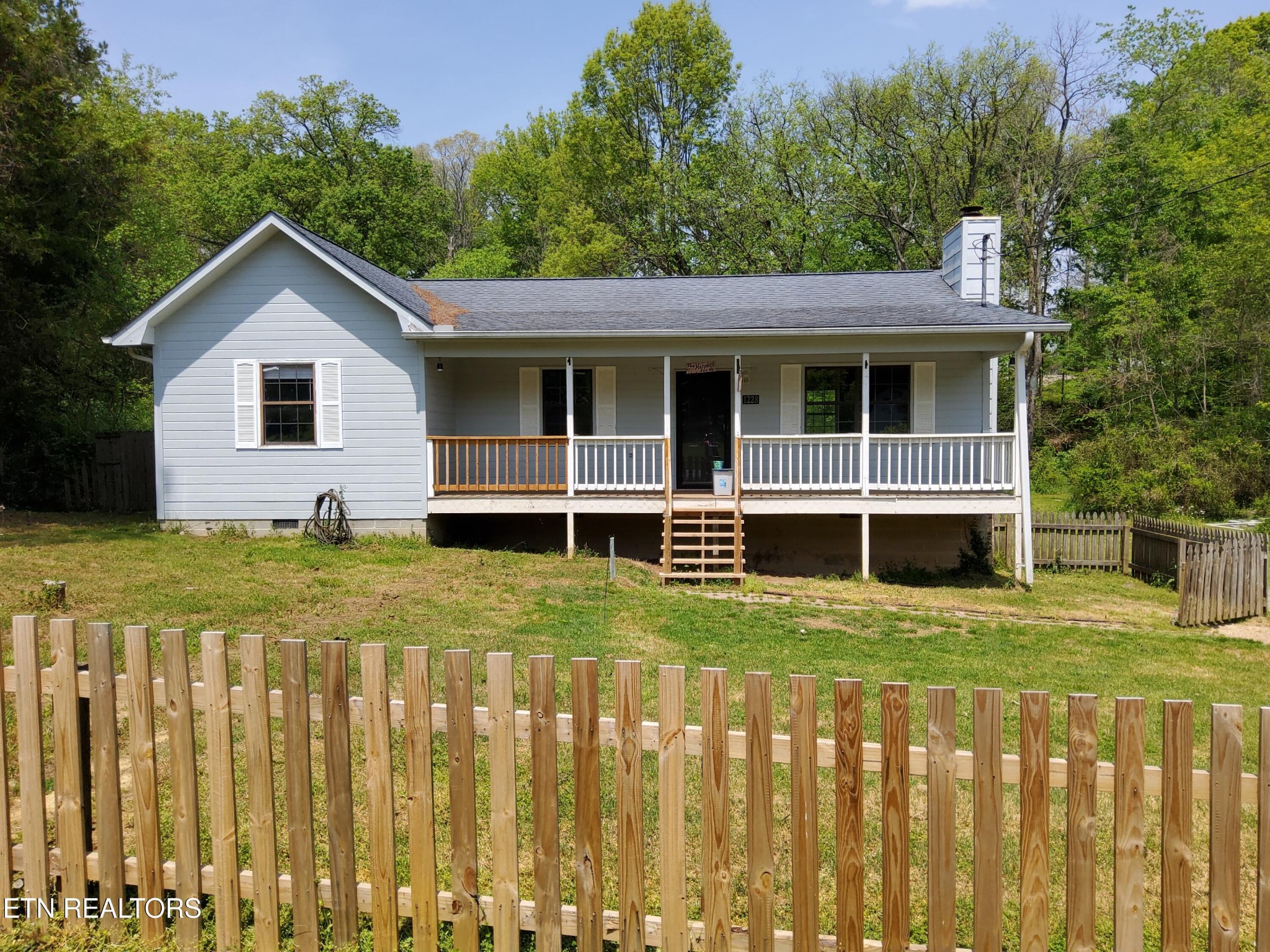 1228 Payne School Drive Property Photo 1