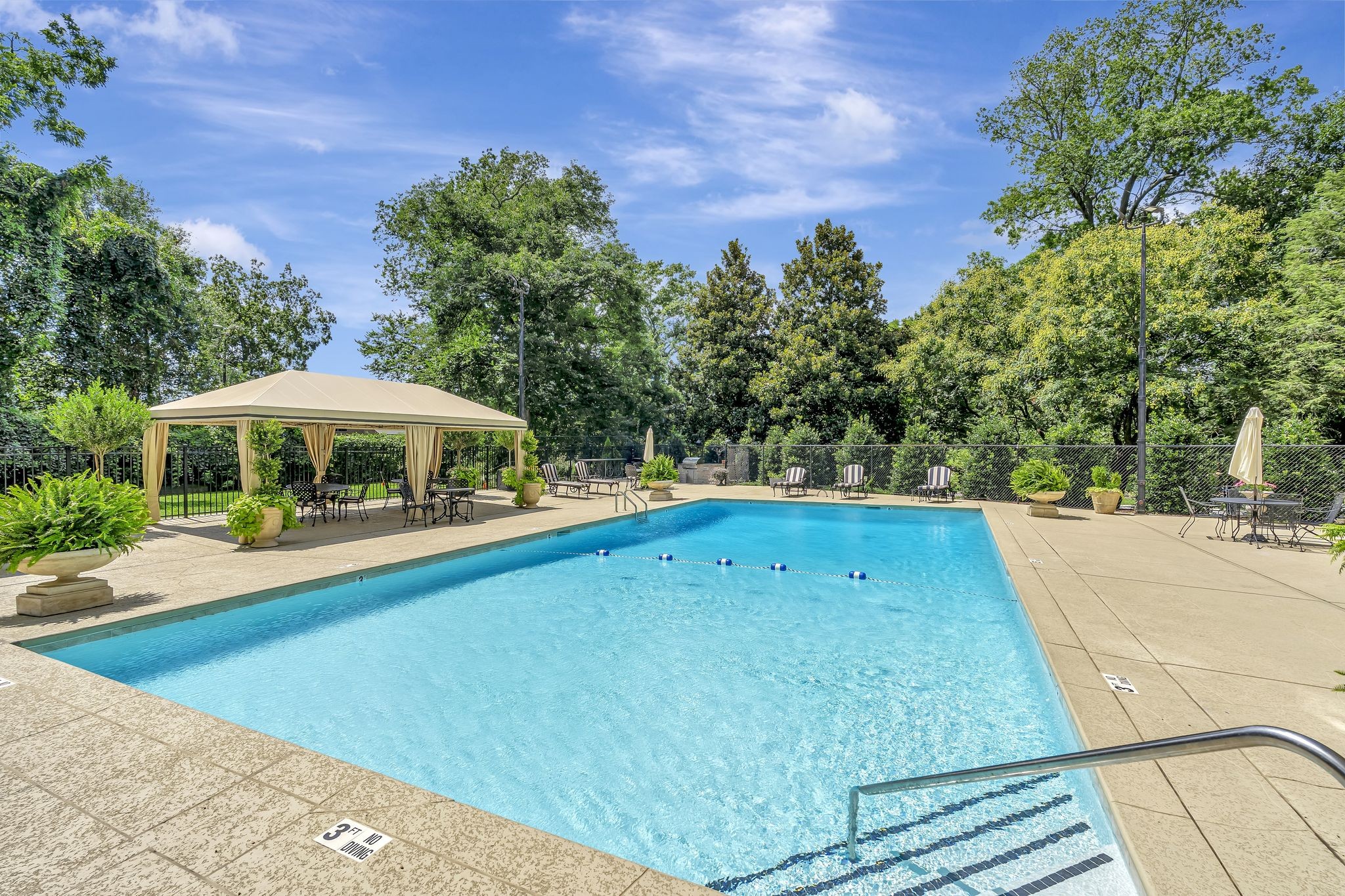 4215 Harding Pike Property Photo 23