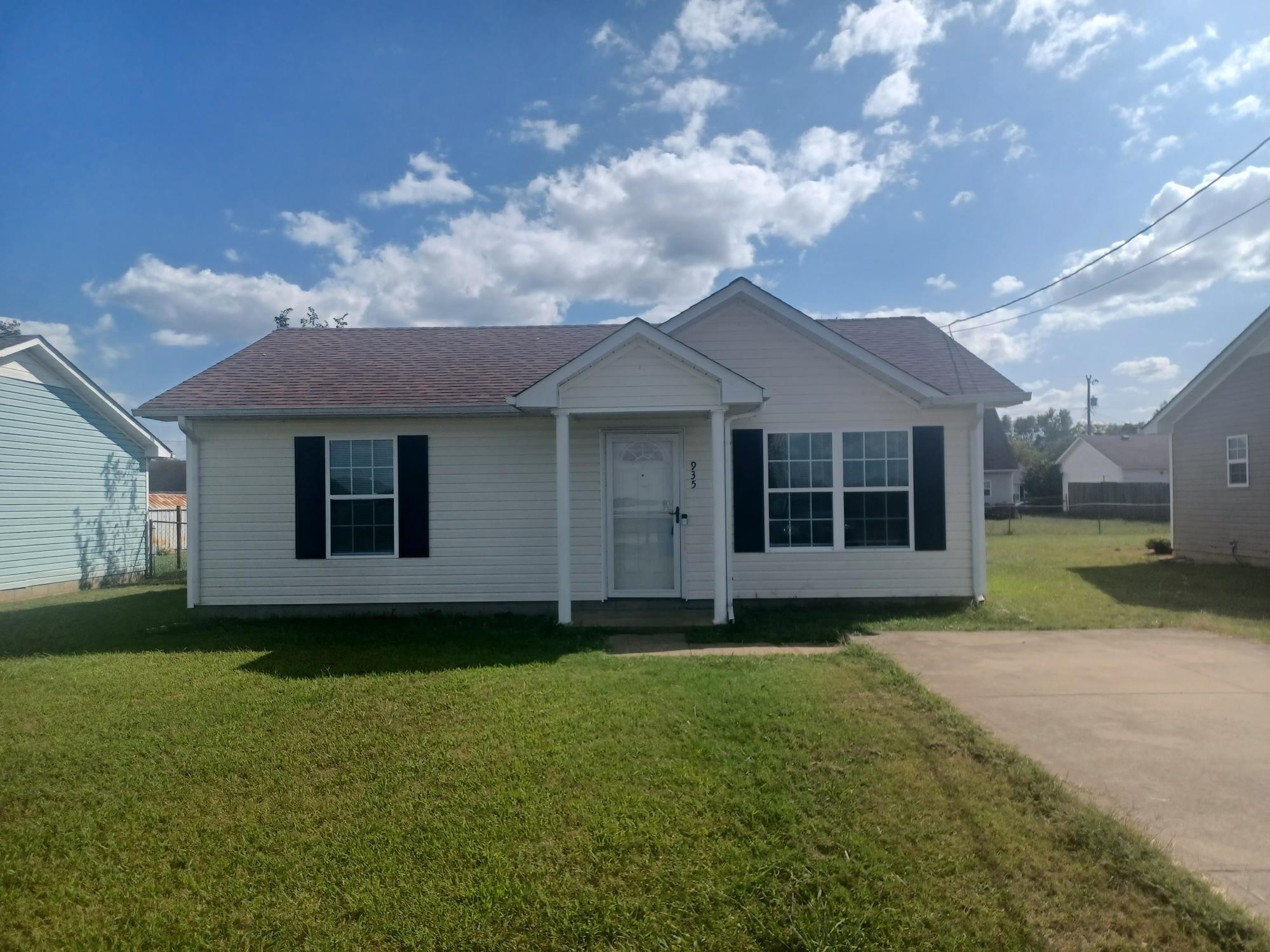 935 Stateline Rd Property Photo 1