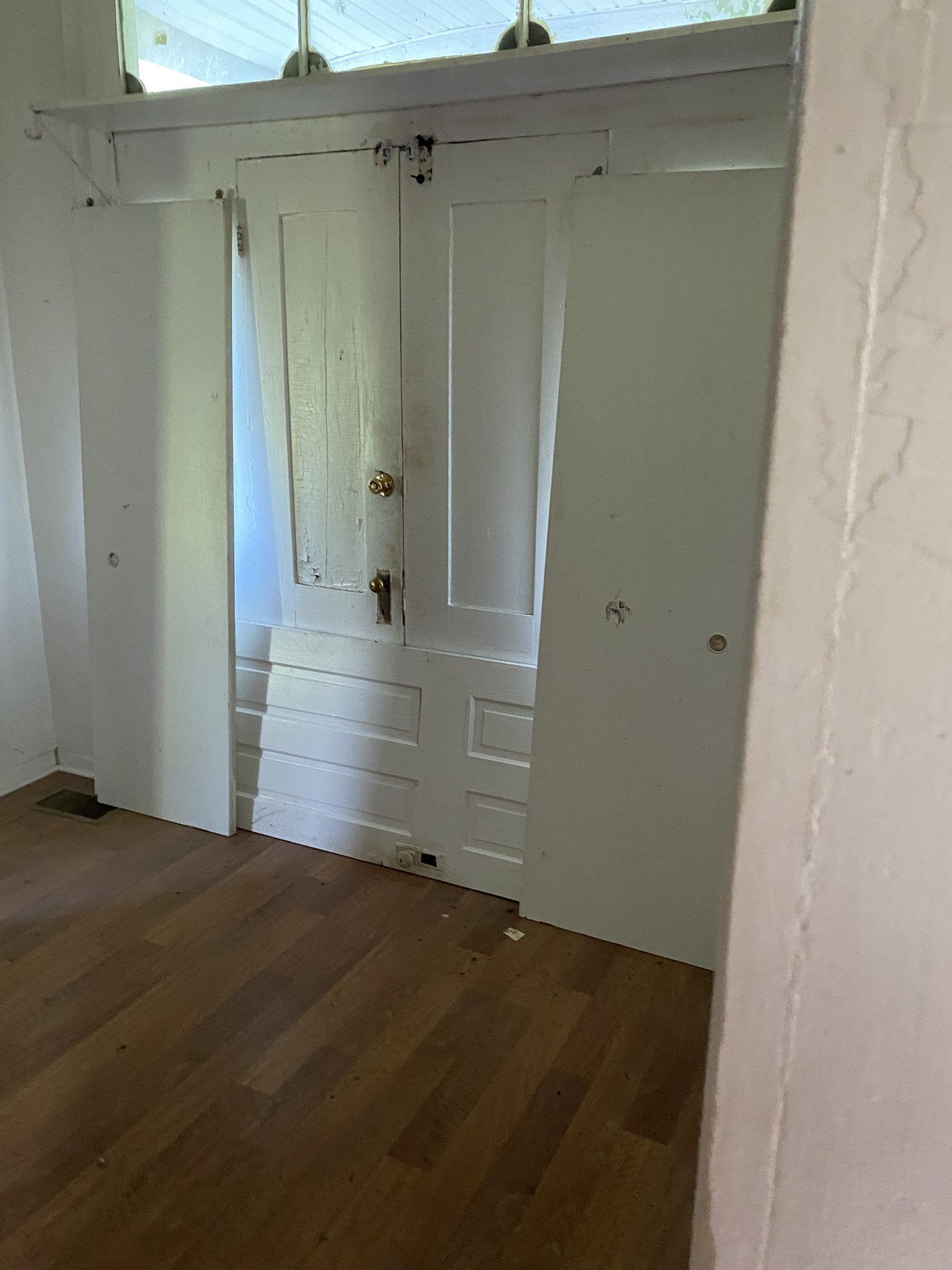 972 Fall River Rd Property Photo 14