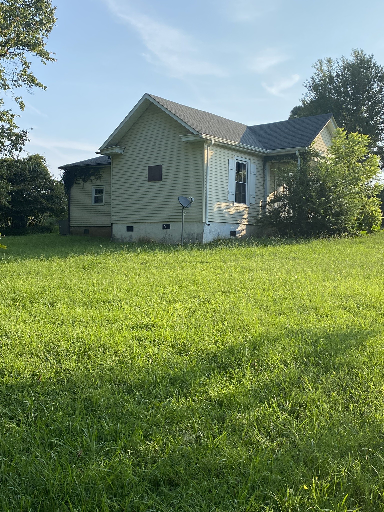 972 Fall River Rd Property Photo 29
