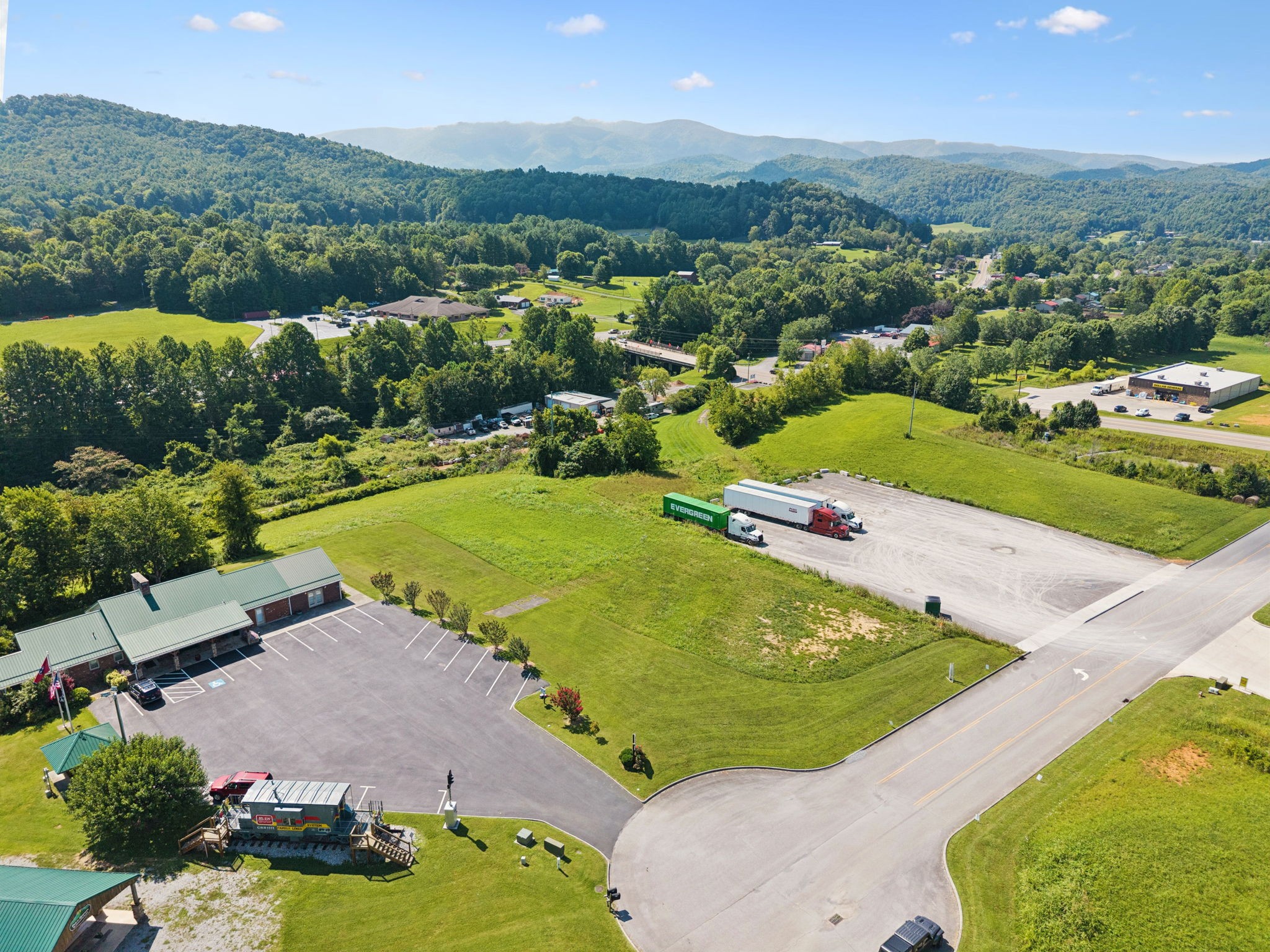 104 Unicoi Village Pl Property Photo 6